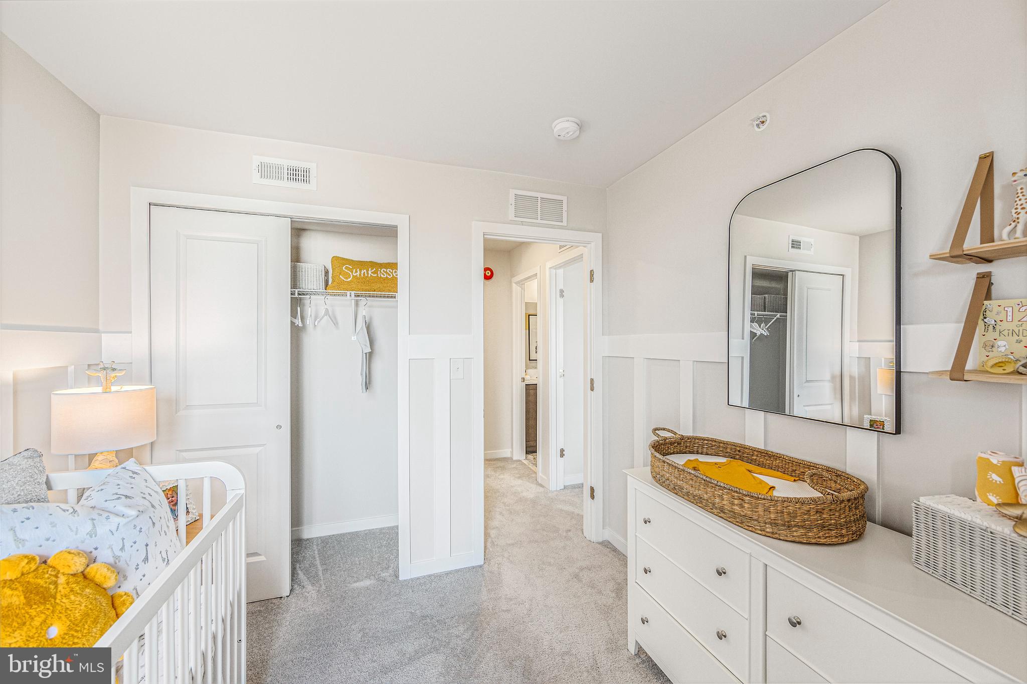 RIVER POINTE - Residential