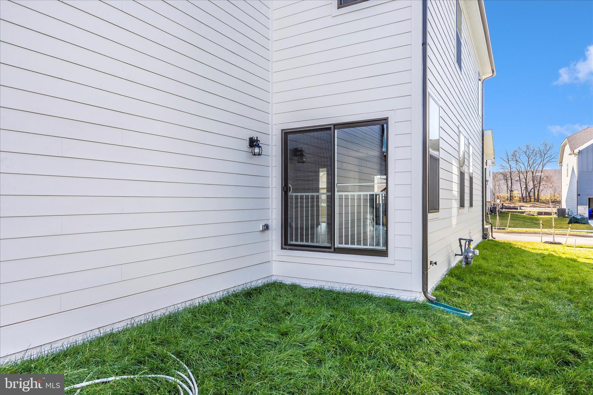 RENN QUARTER - Residential Lease