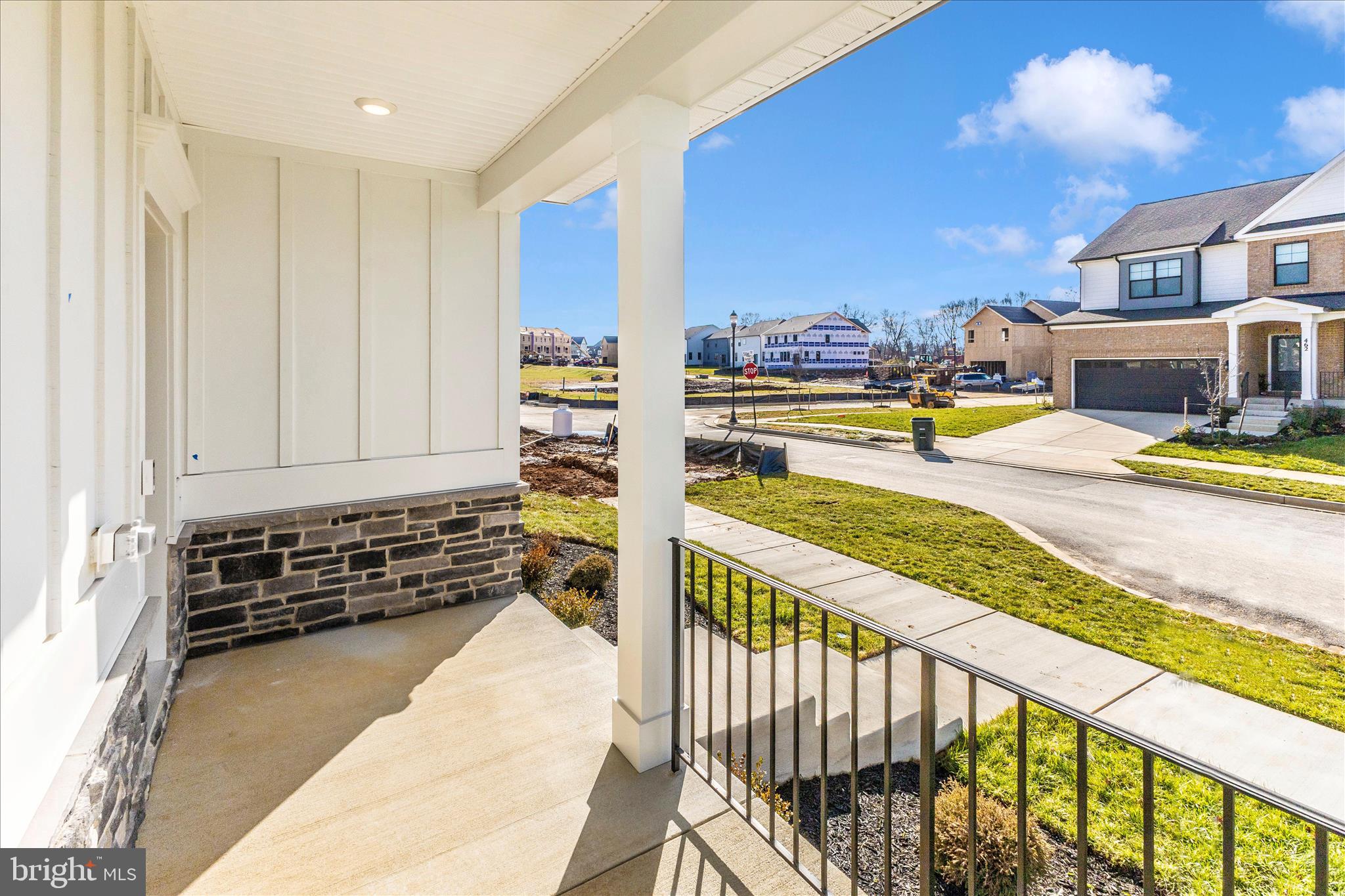 RENN QUARTER - Residential Lease