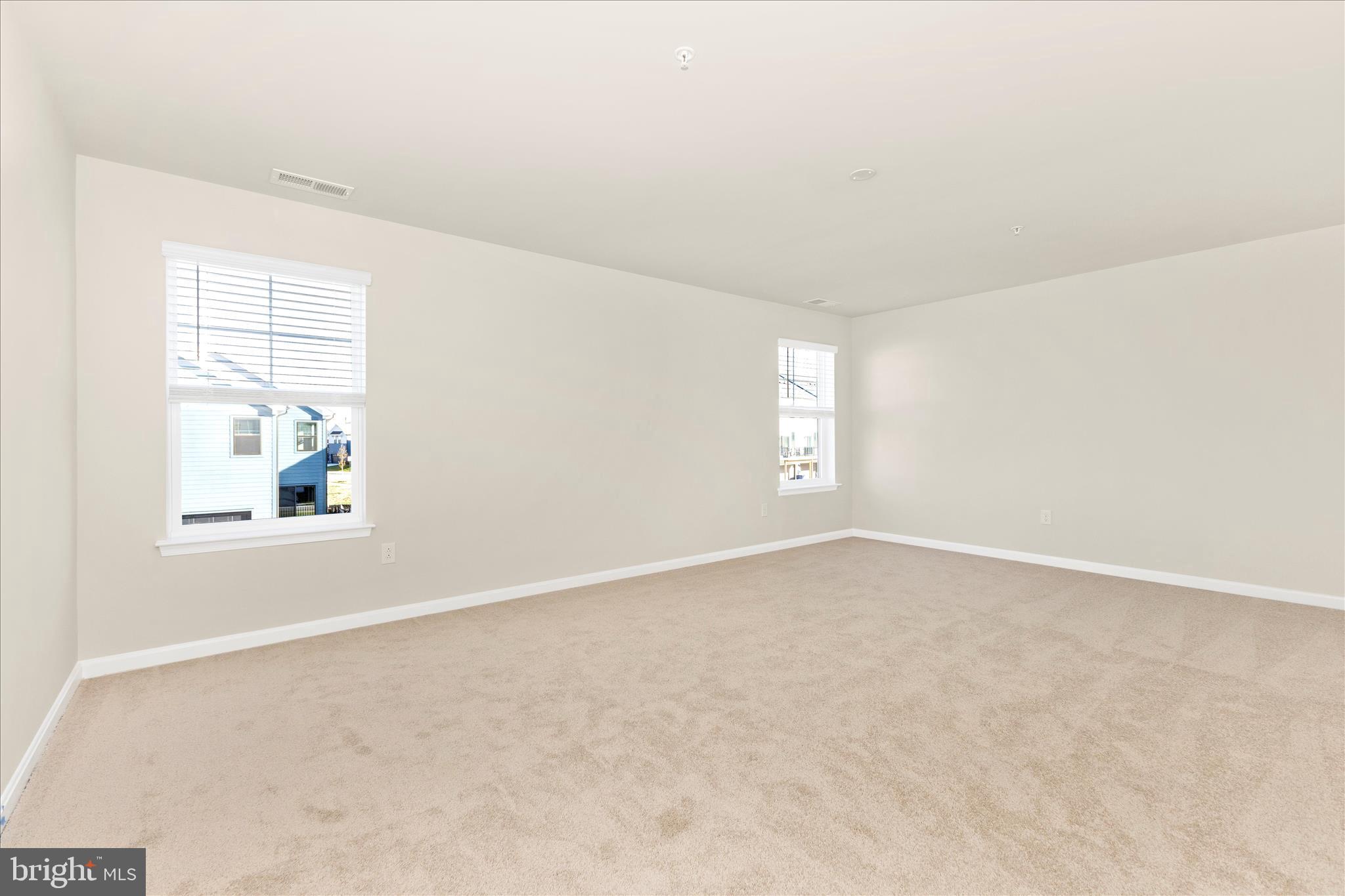 RENN QUARTER - Residential Lease