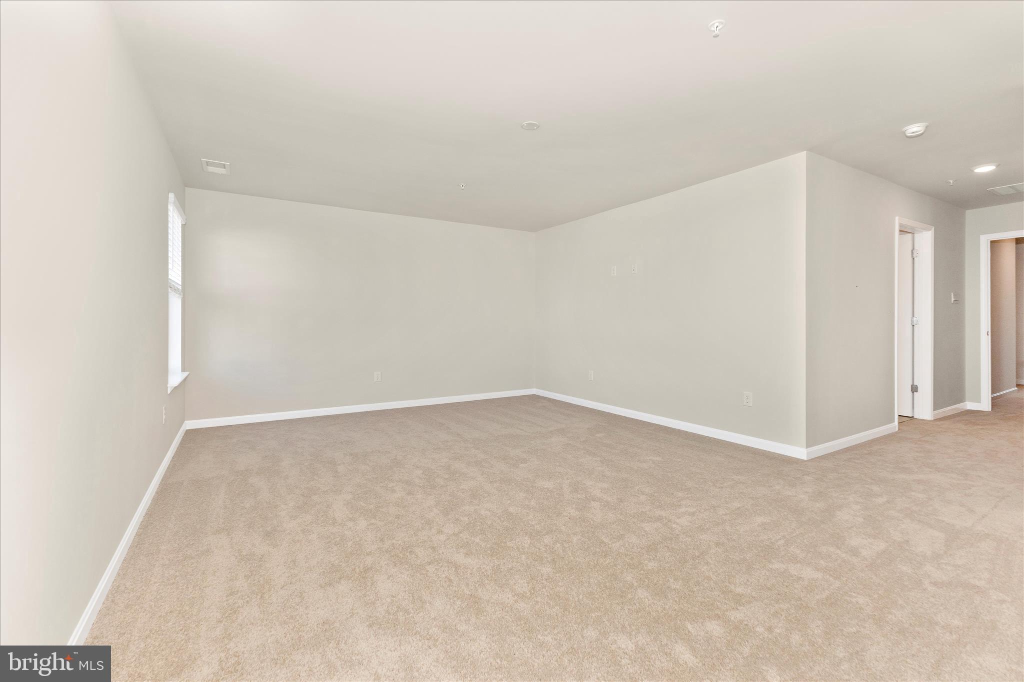 RENN QUARTER - Residential Lease