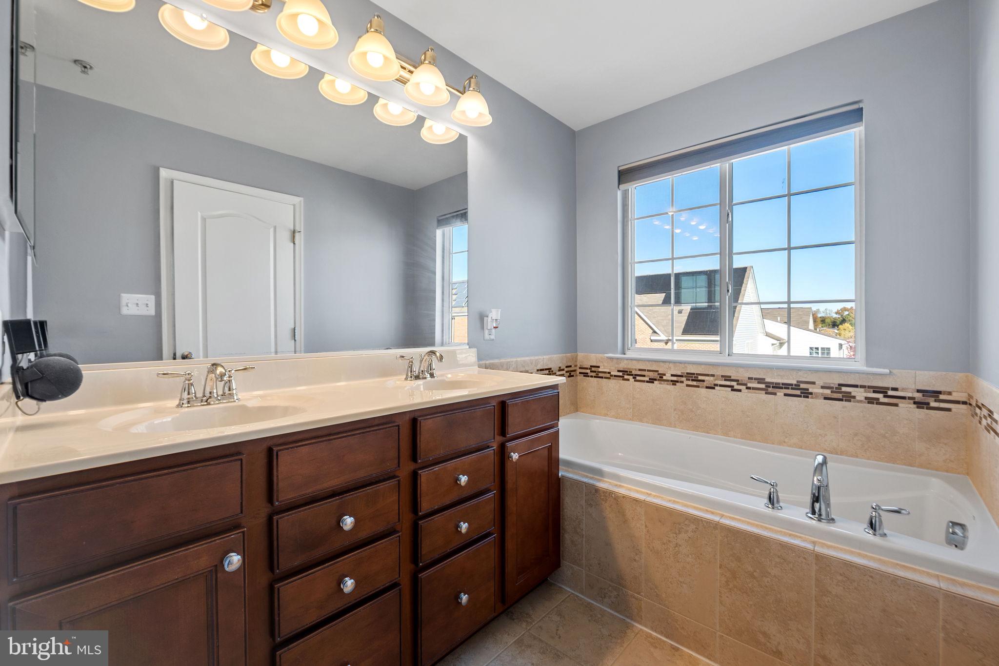 VILLAGES AT PEPPER MILL - Residential