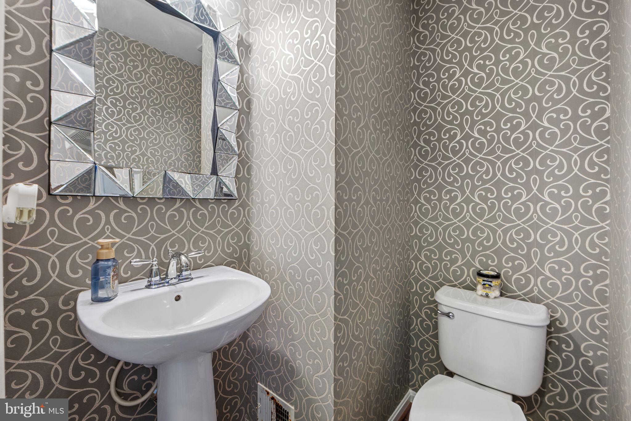 VILLAGES AT PEPPER MILL - Residential