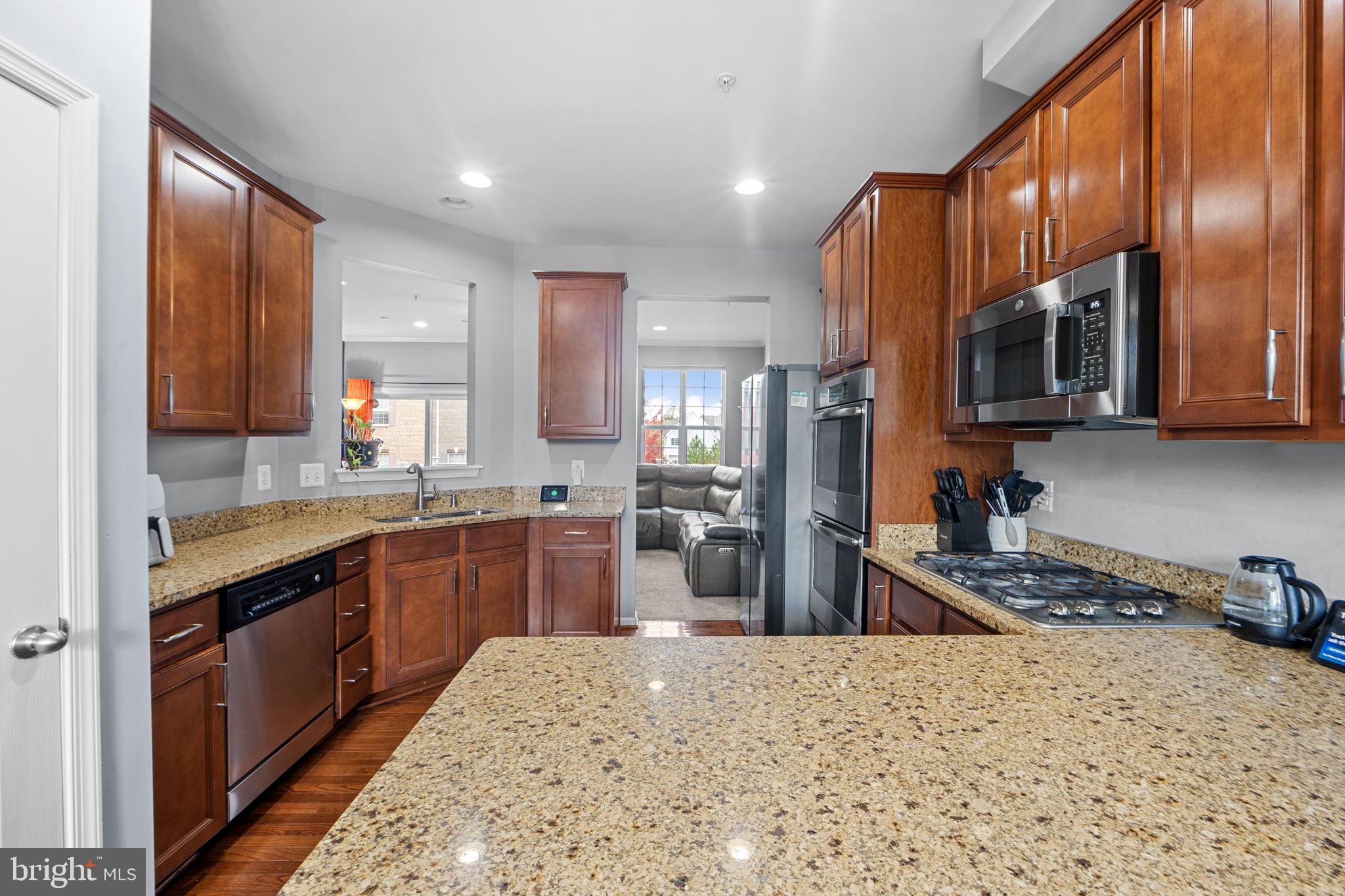 VILLAGES AT PEPPER MILL - Residential