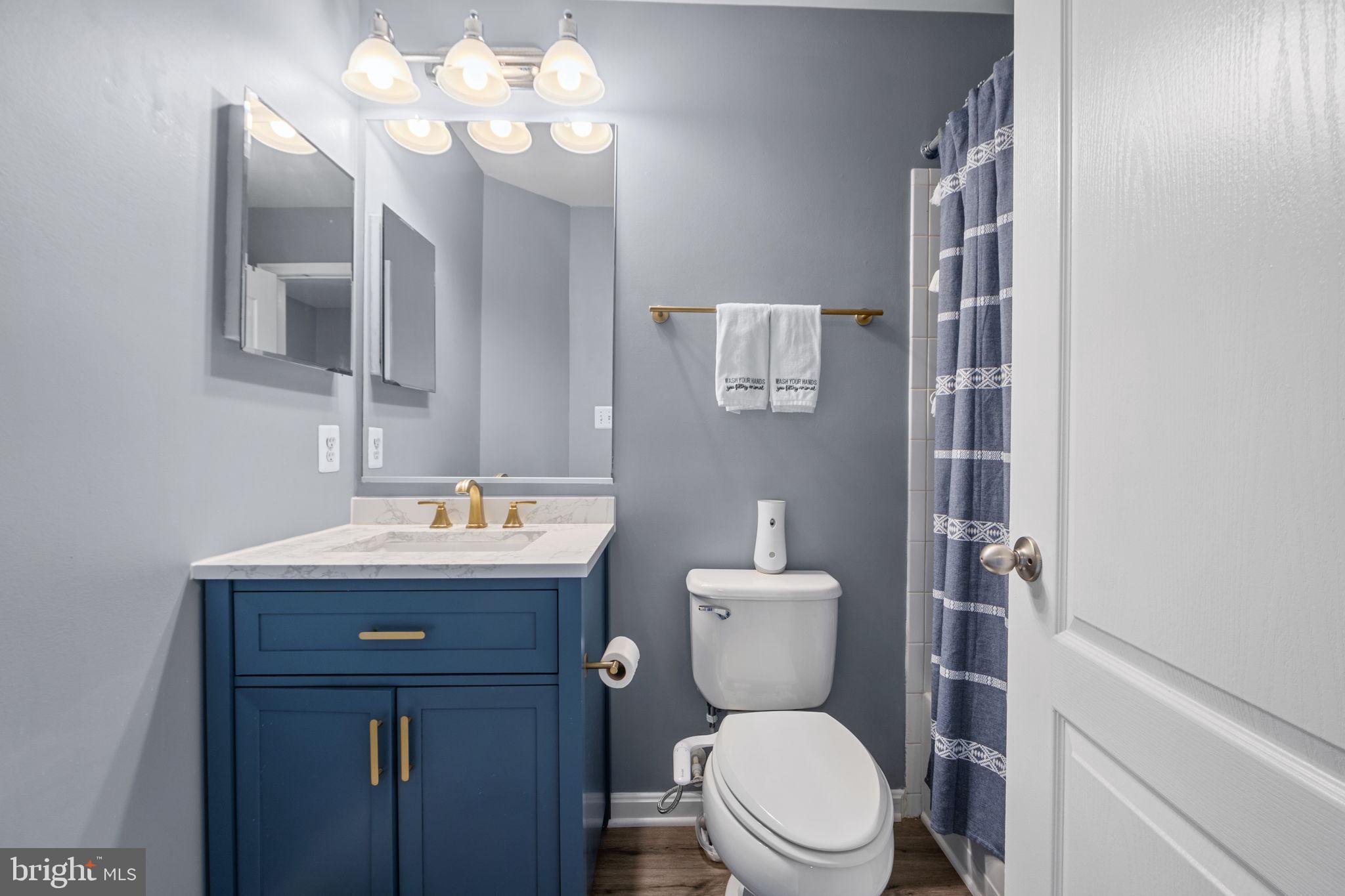 VILLAGES AT PEPPER MILL - Residential