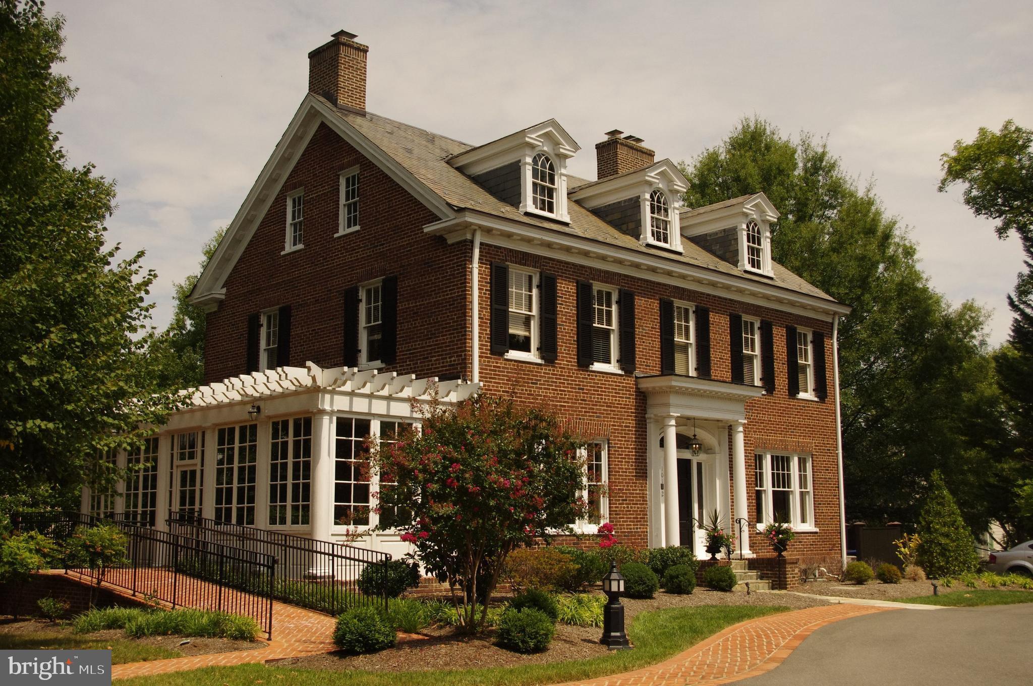 FARRCROFT - Residential