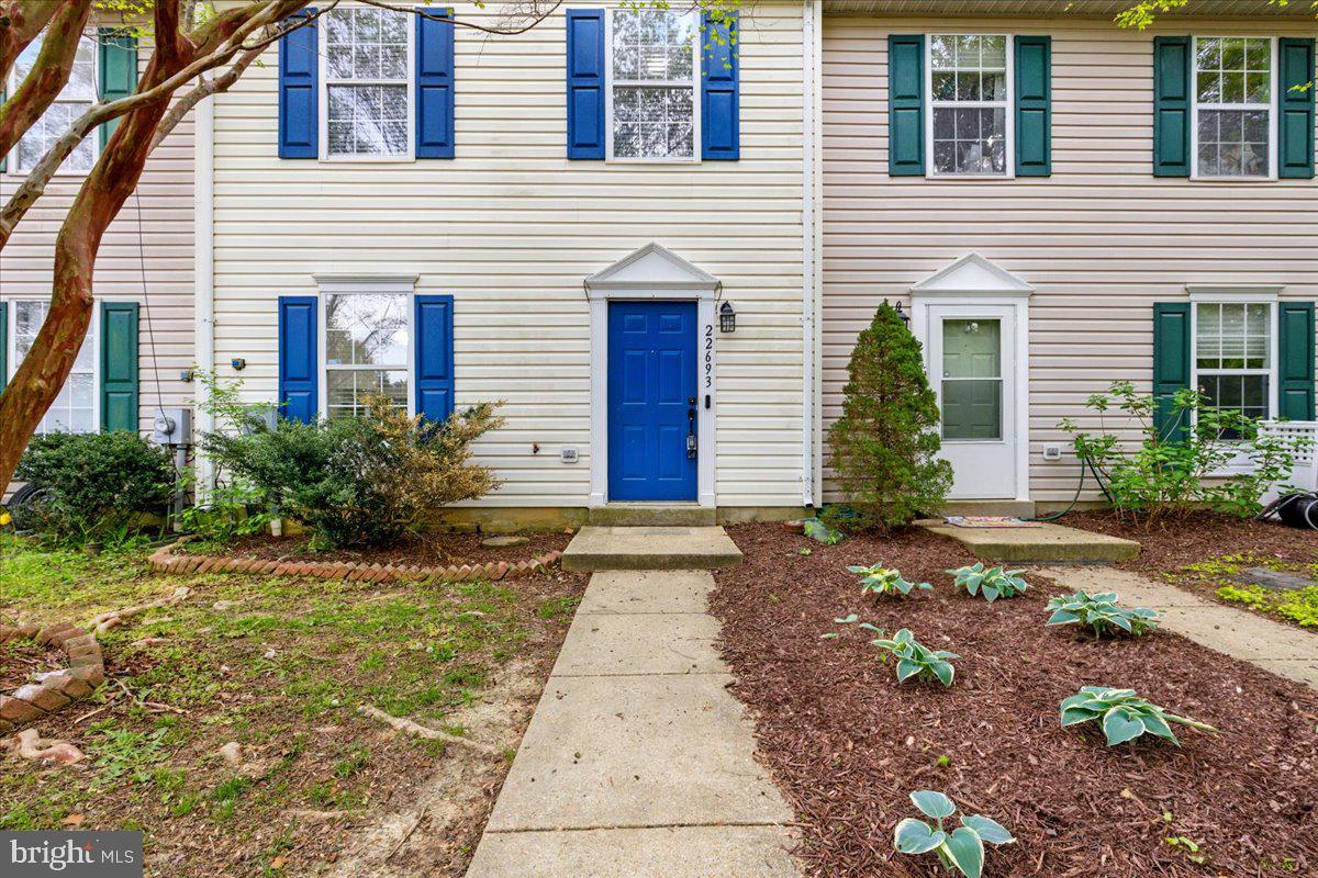 LAUREL GLEN - Residential