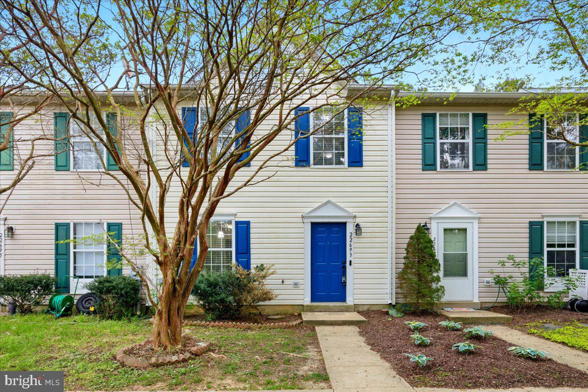 LAUREL GLEN - Residential