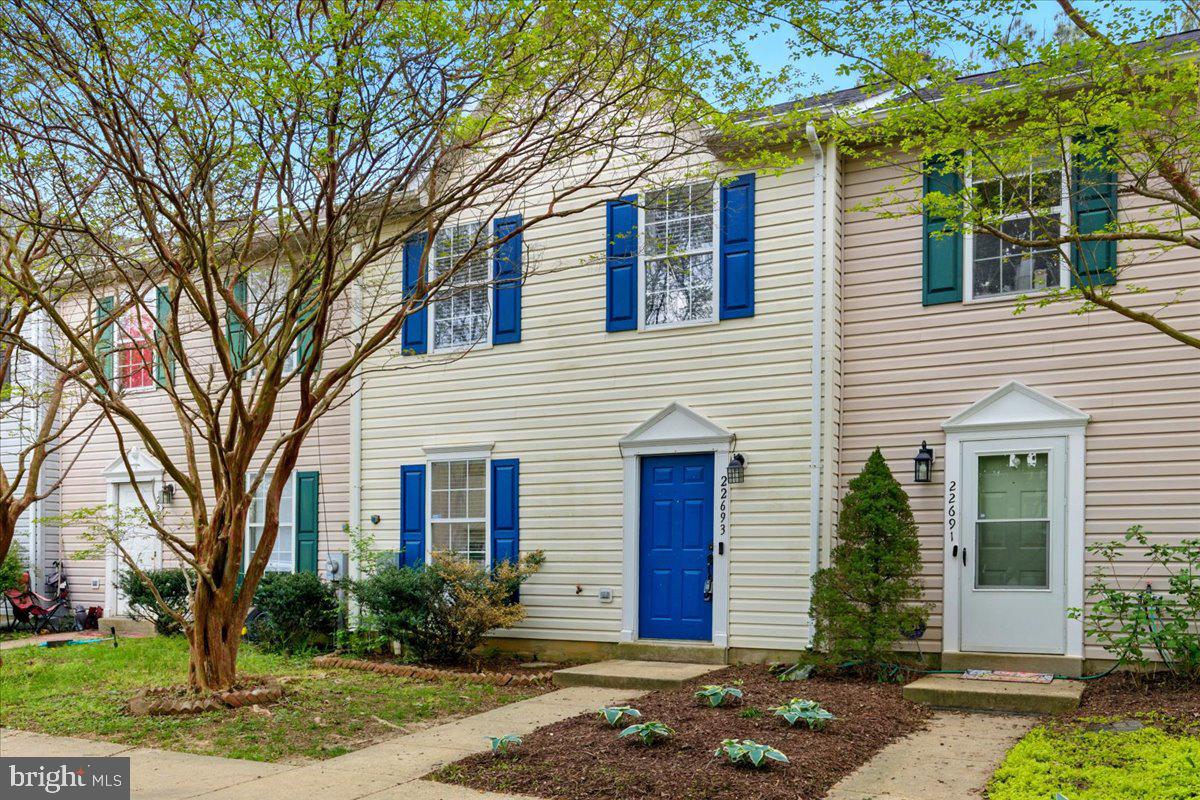 LAUREL GLEN - Residential