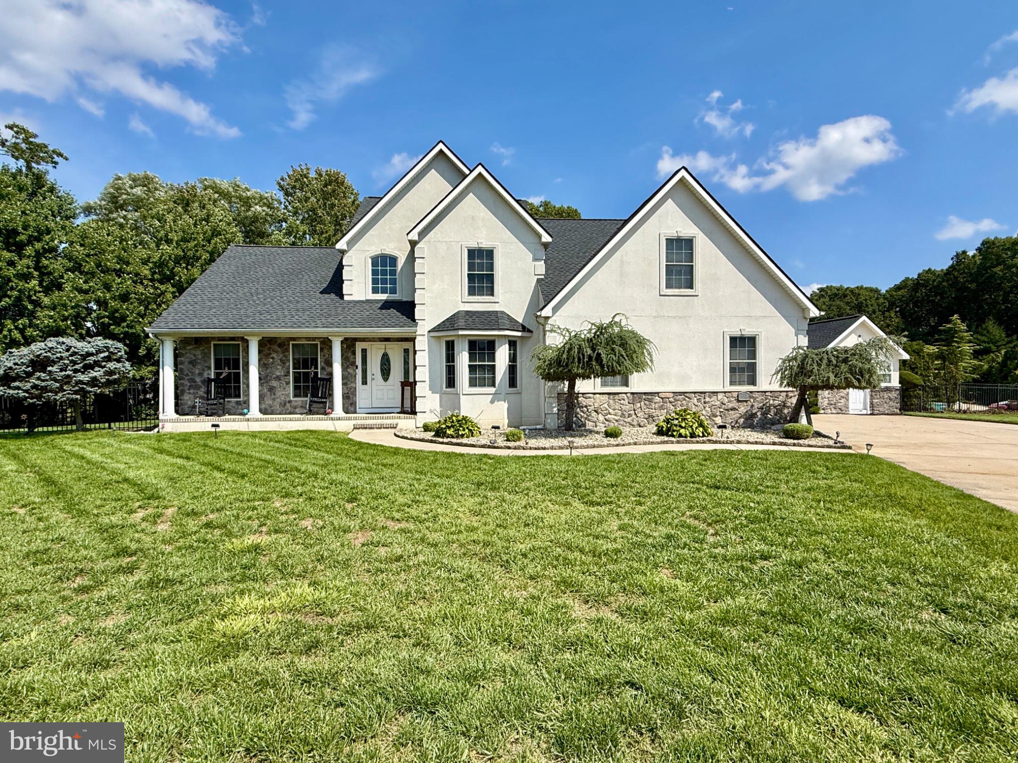 2329 BELLA ROSA COURT