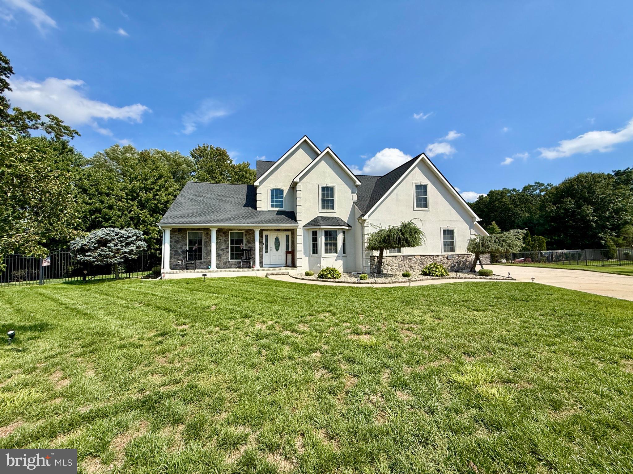 2329 BELLA ROSA COURT