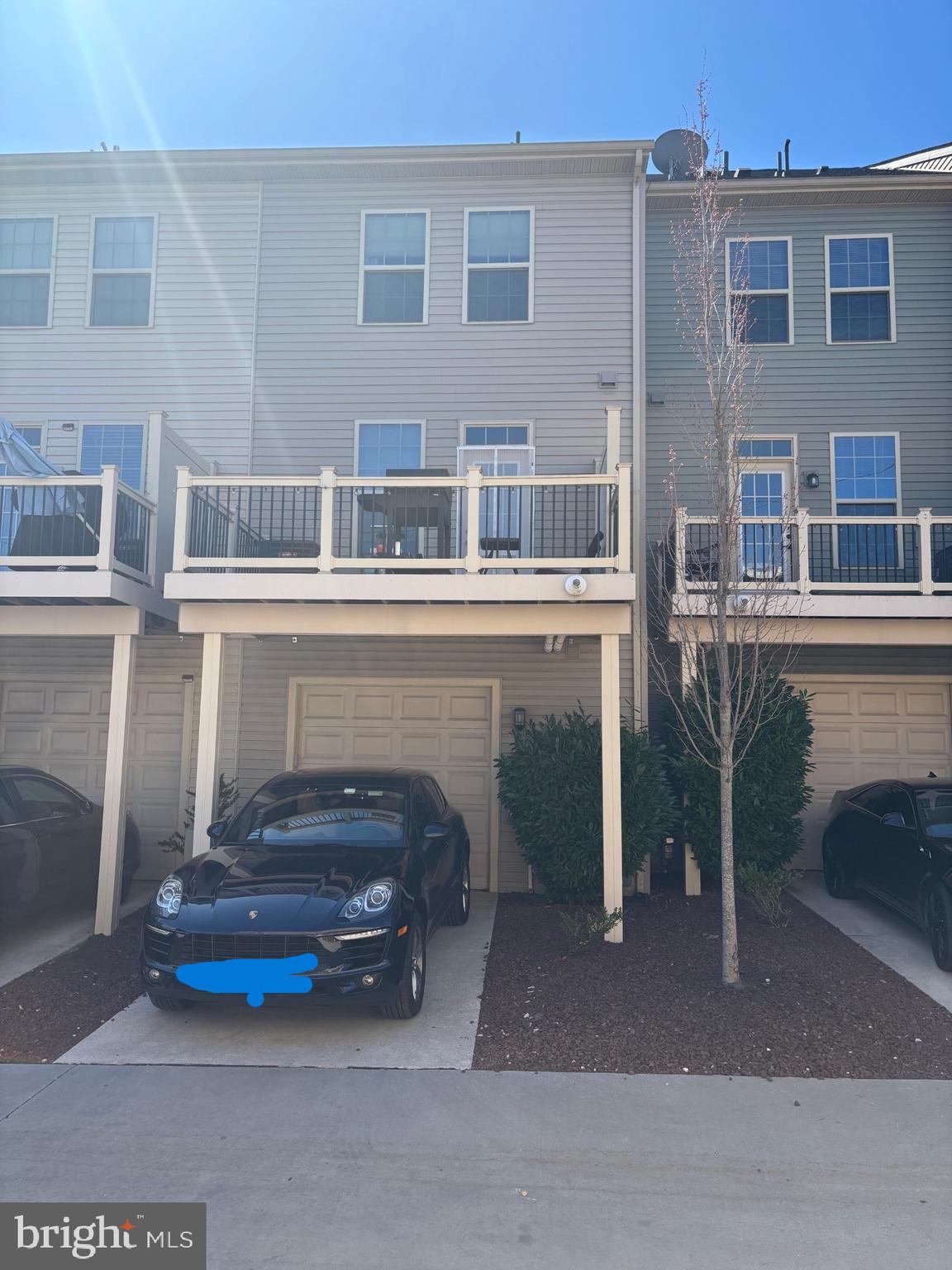 EAGER PARK TOWNHOMES - Residential Lease