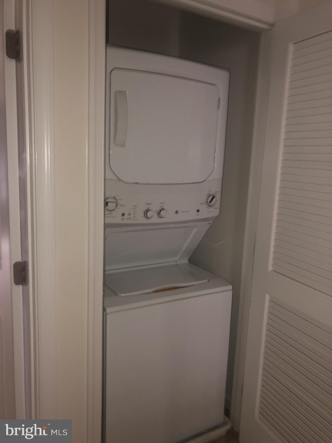 EAGER PARK TOWNHOMES - Residential Lease