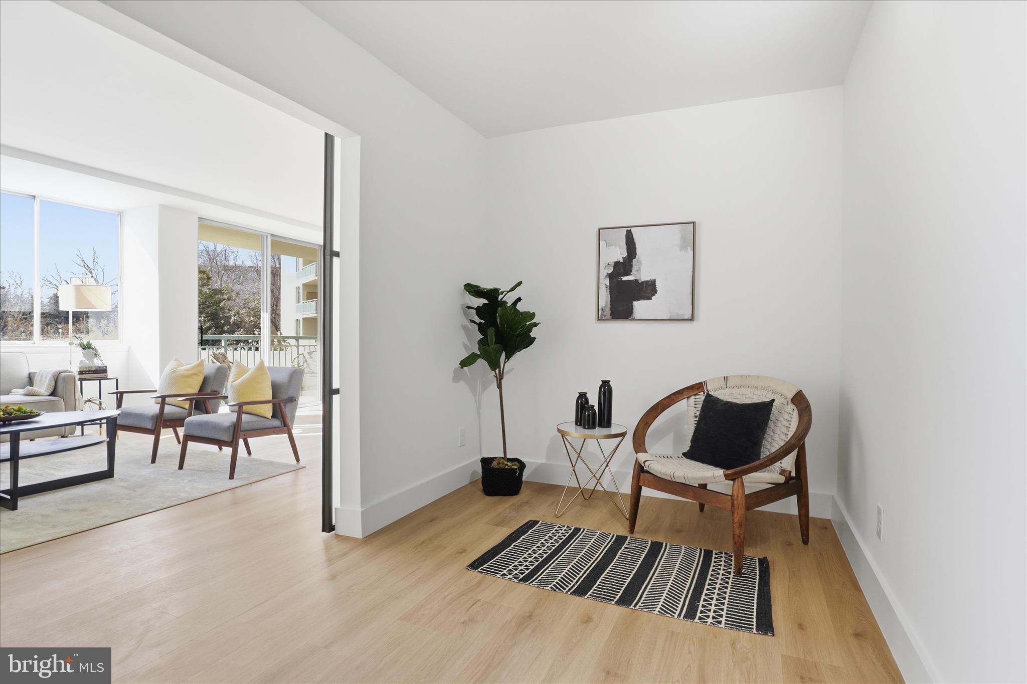 MARINA TOWERS - Residential