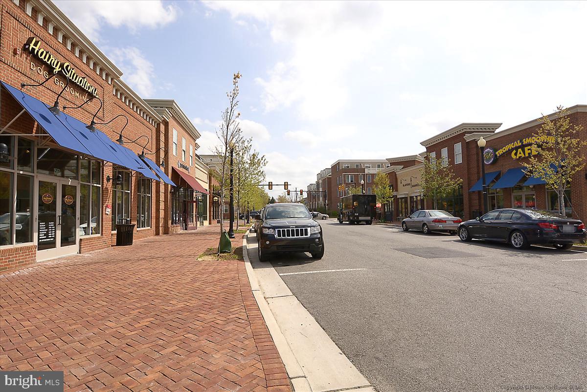 MARINA TOWERS - Residential