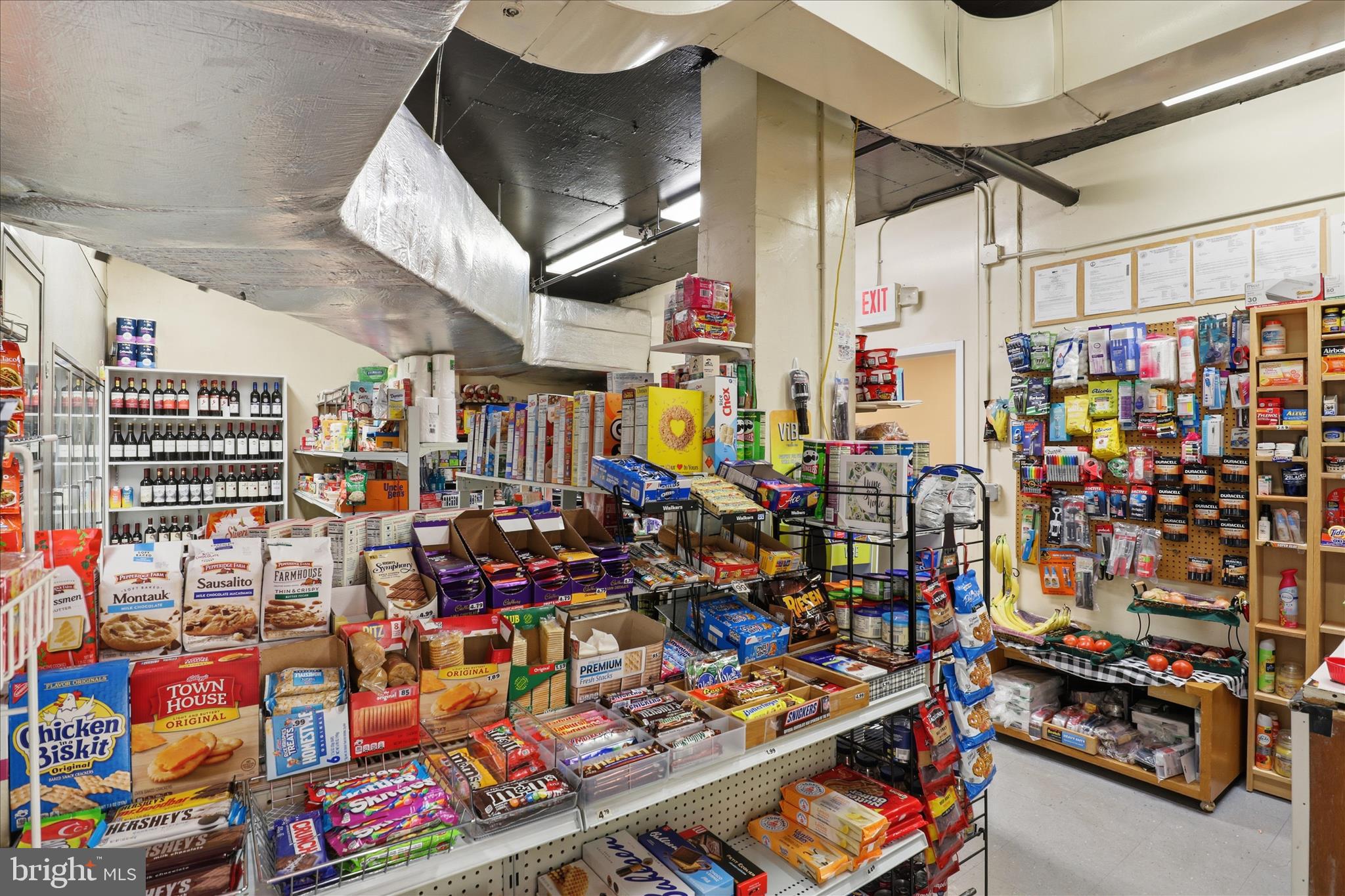 MARINA TOWERS - Residential