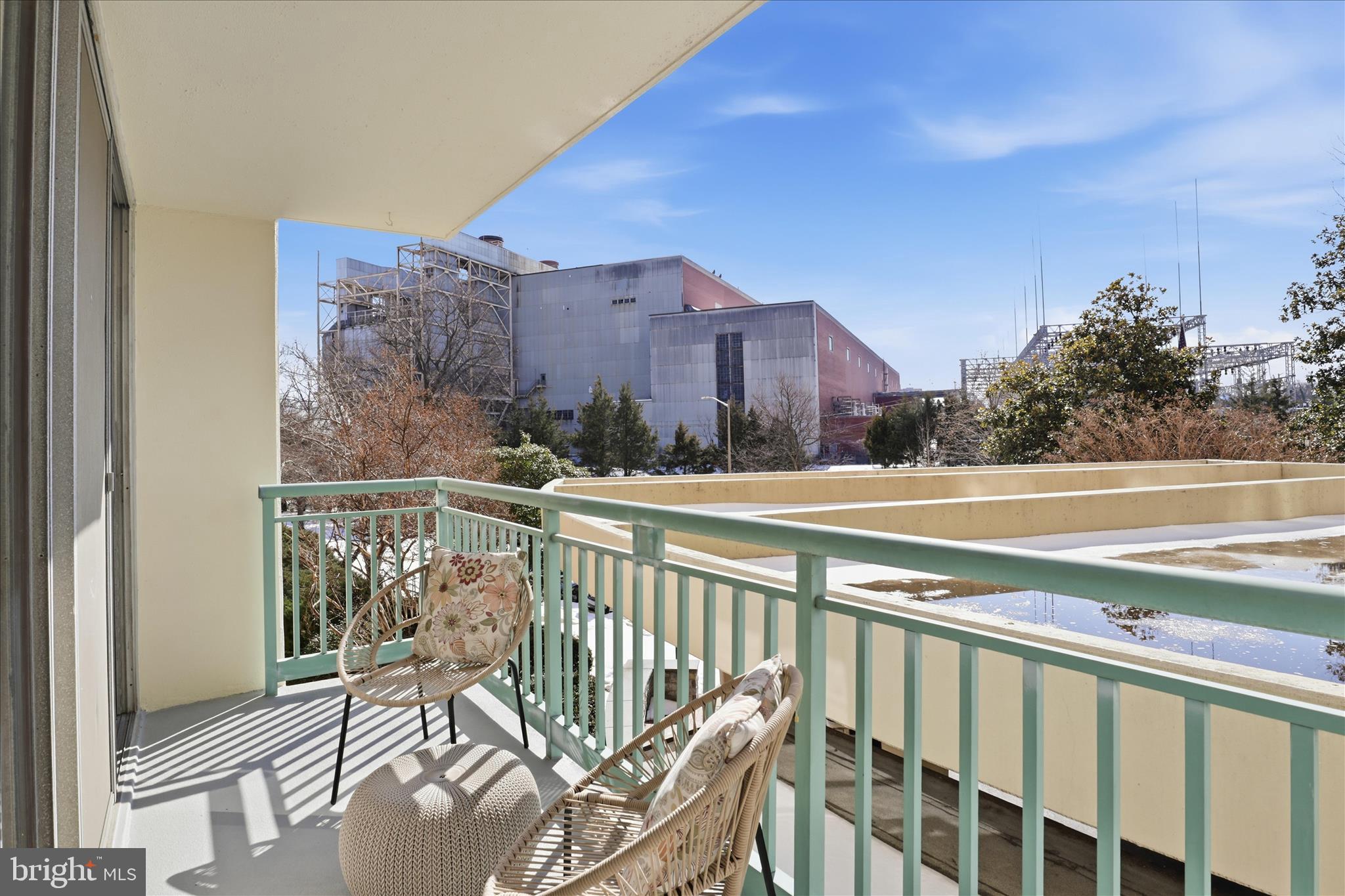 MARINA TOWERS - Residential