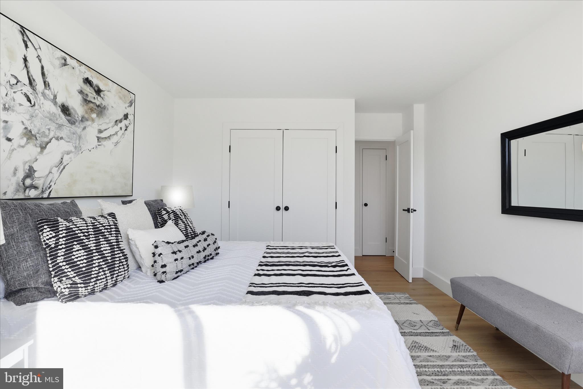 MARINA TOWERS - Residential