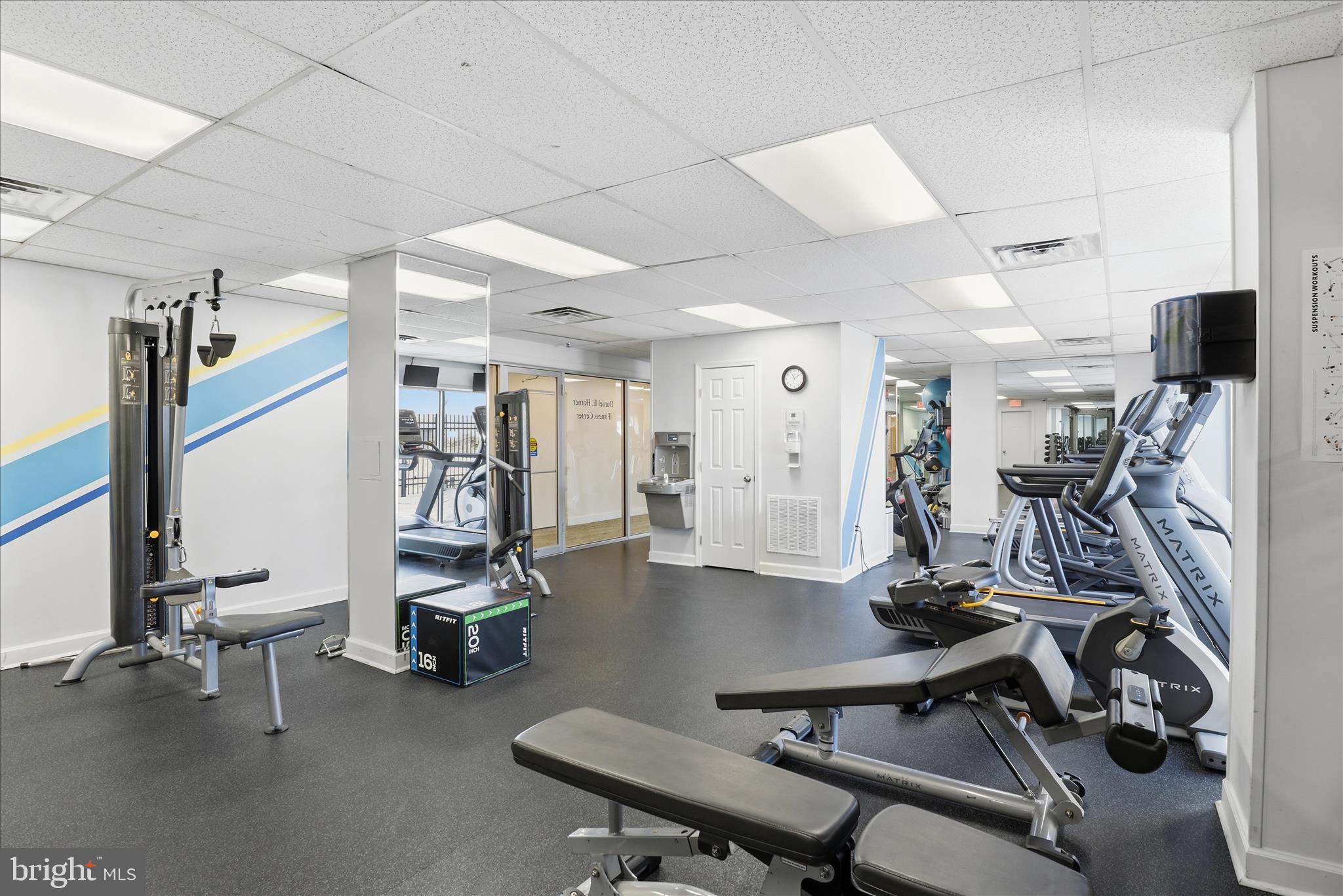 MARINA TOWERS - Residential