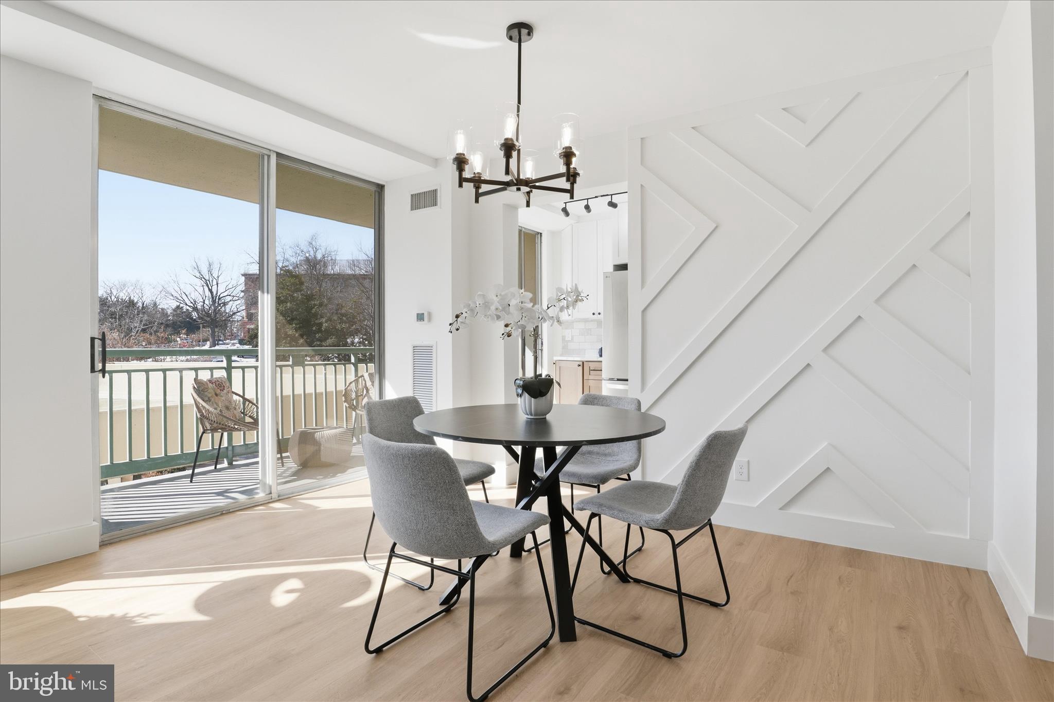 MARINA TOWERS - Residential