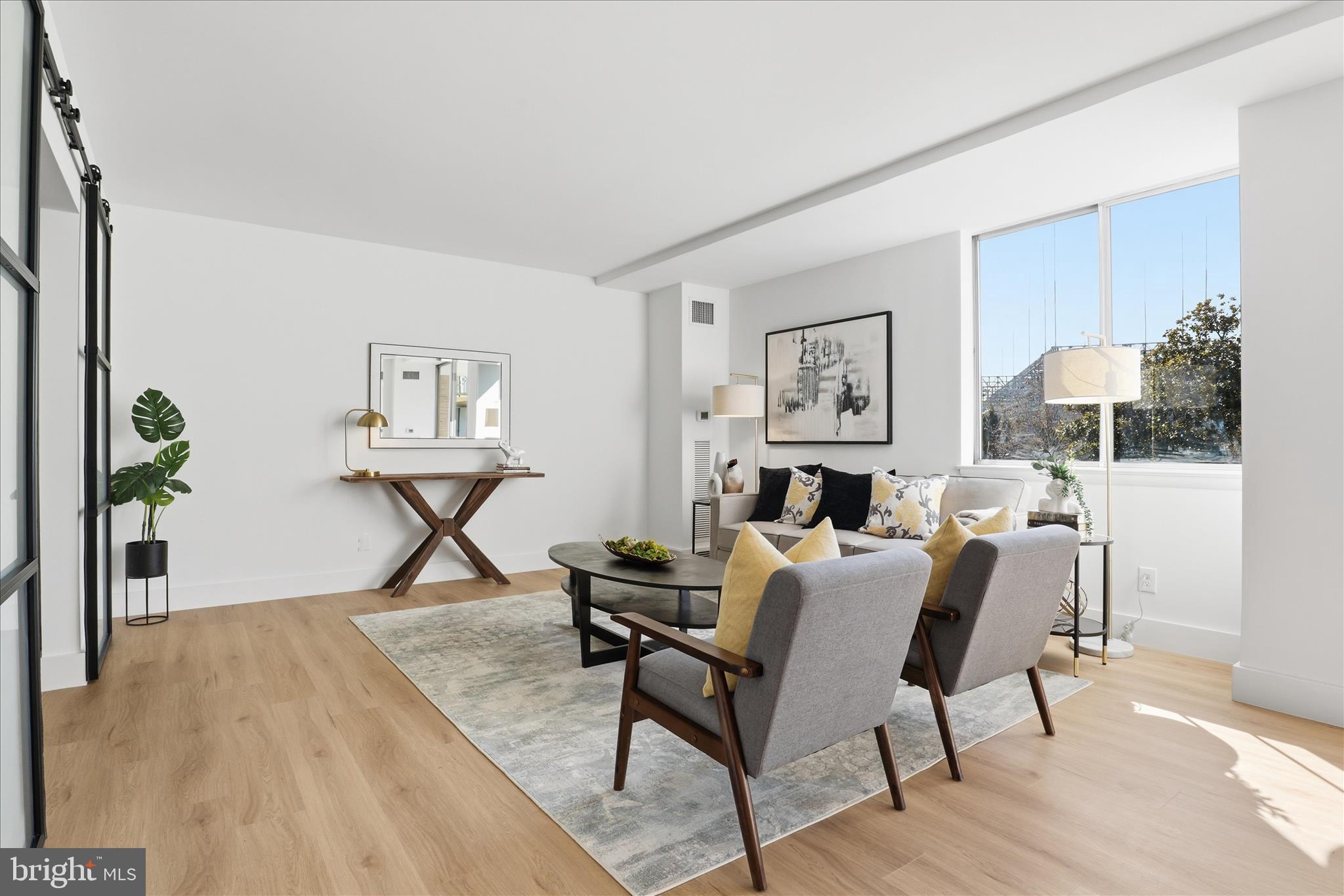 MARINA TOWERS - Residential