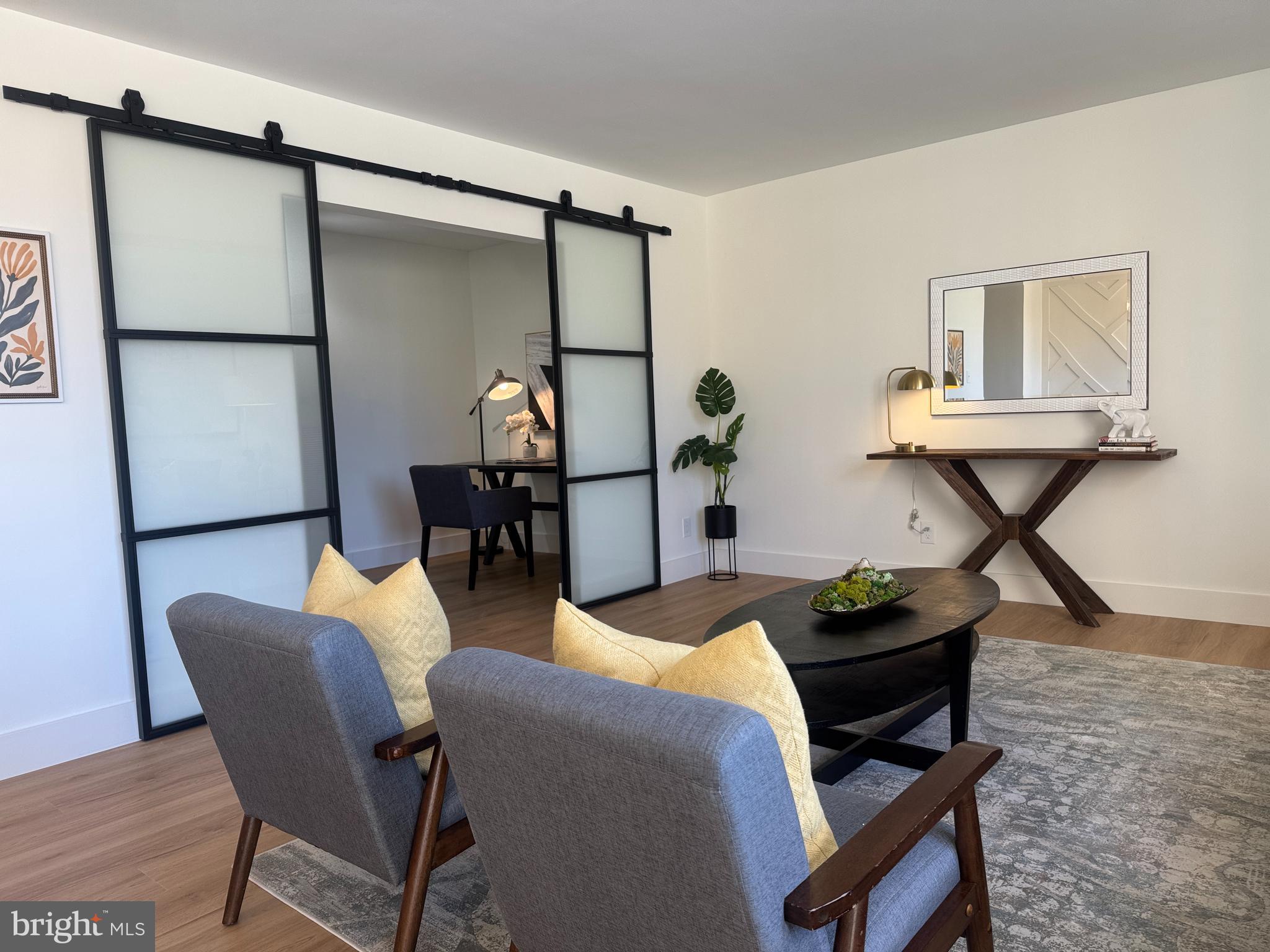 MARINA TOWERS - Residential