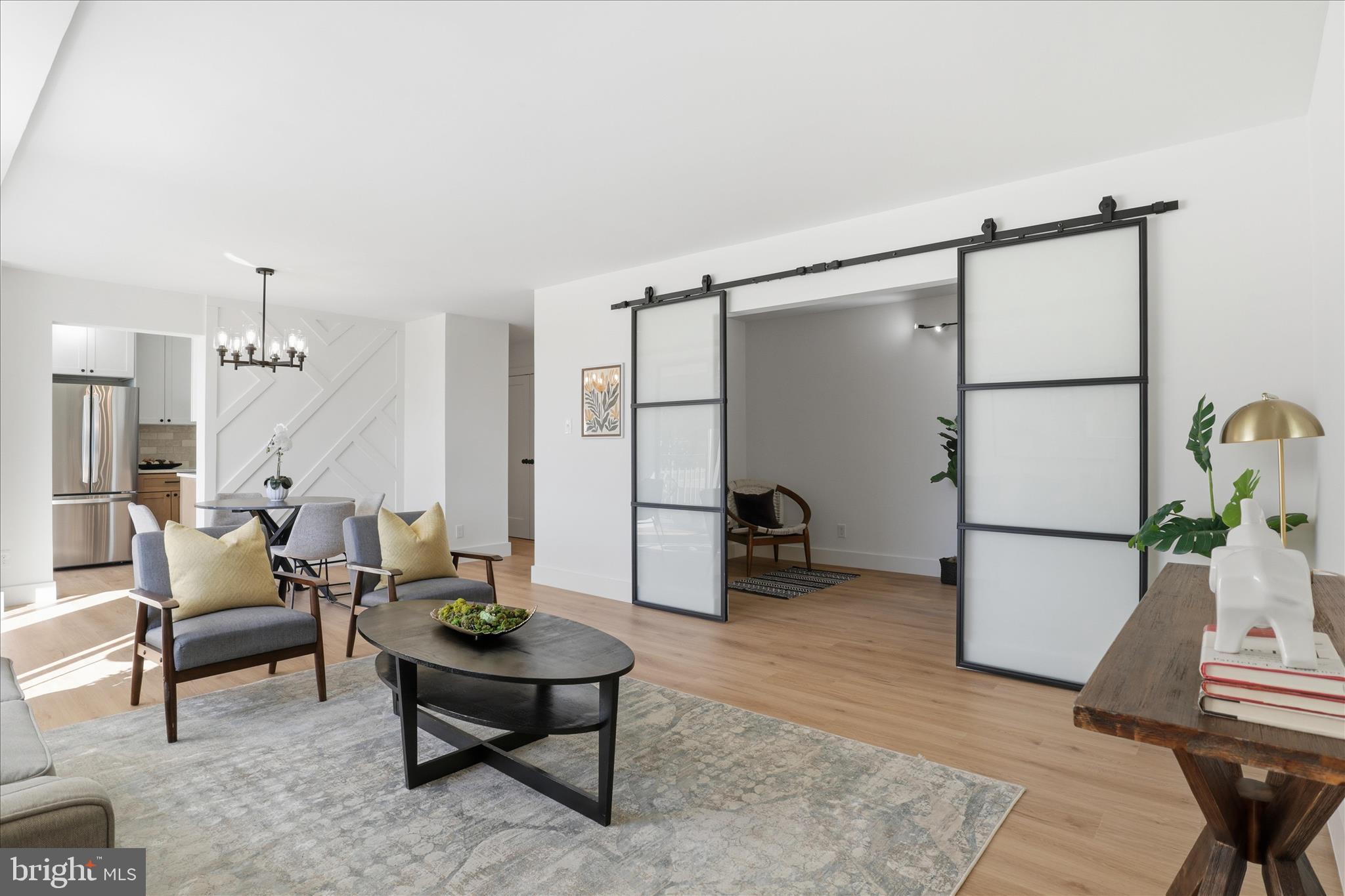 MARINA TOWERS - Residential