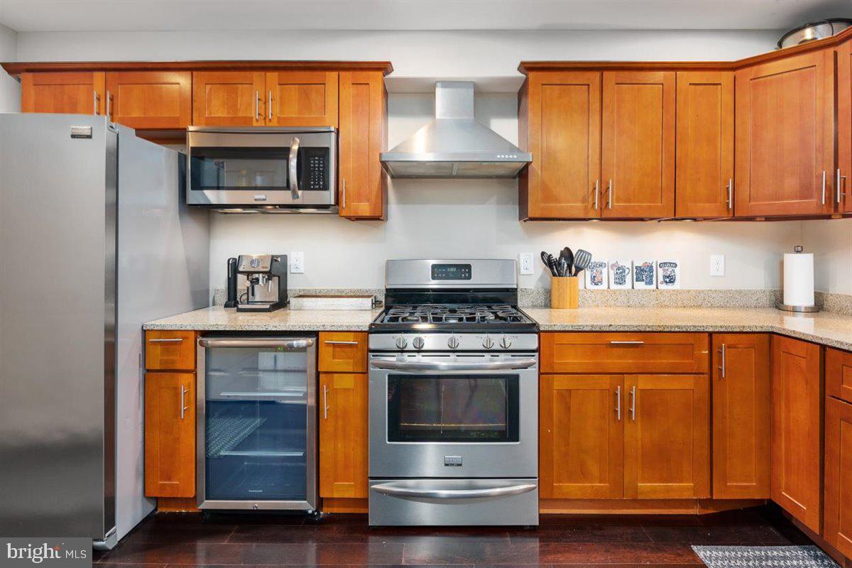 WASHINGTON VILLAGE - Residential