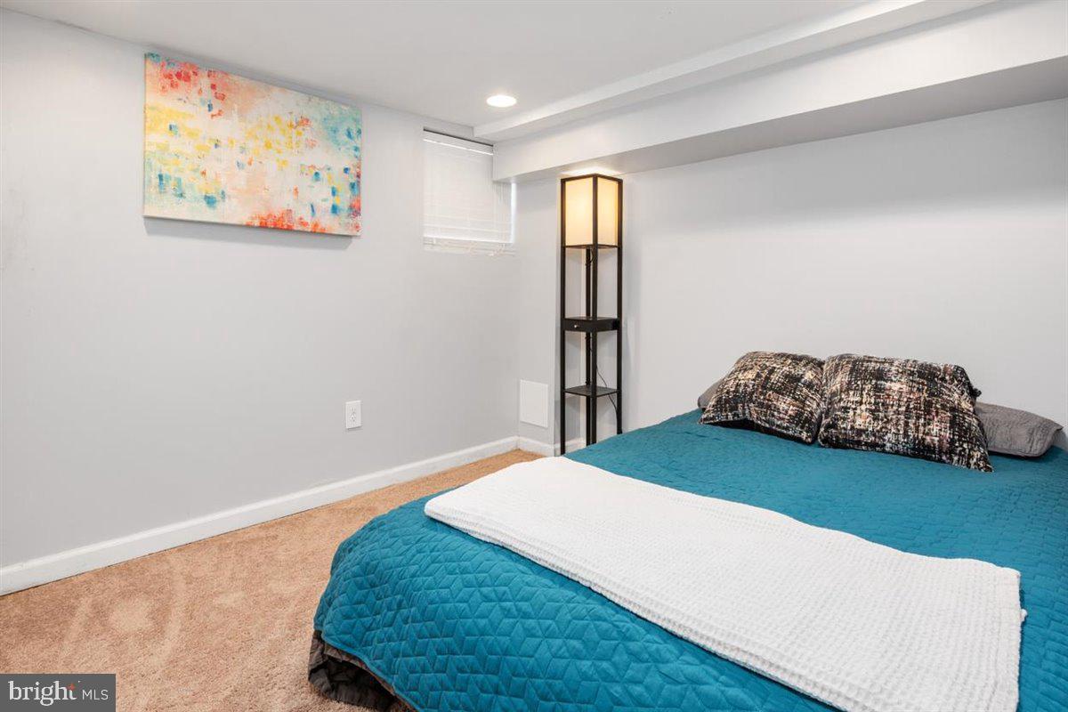 WASHINGTON VILLAGE - Residential