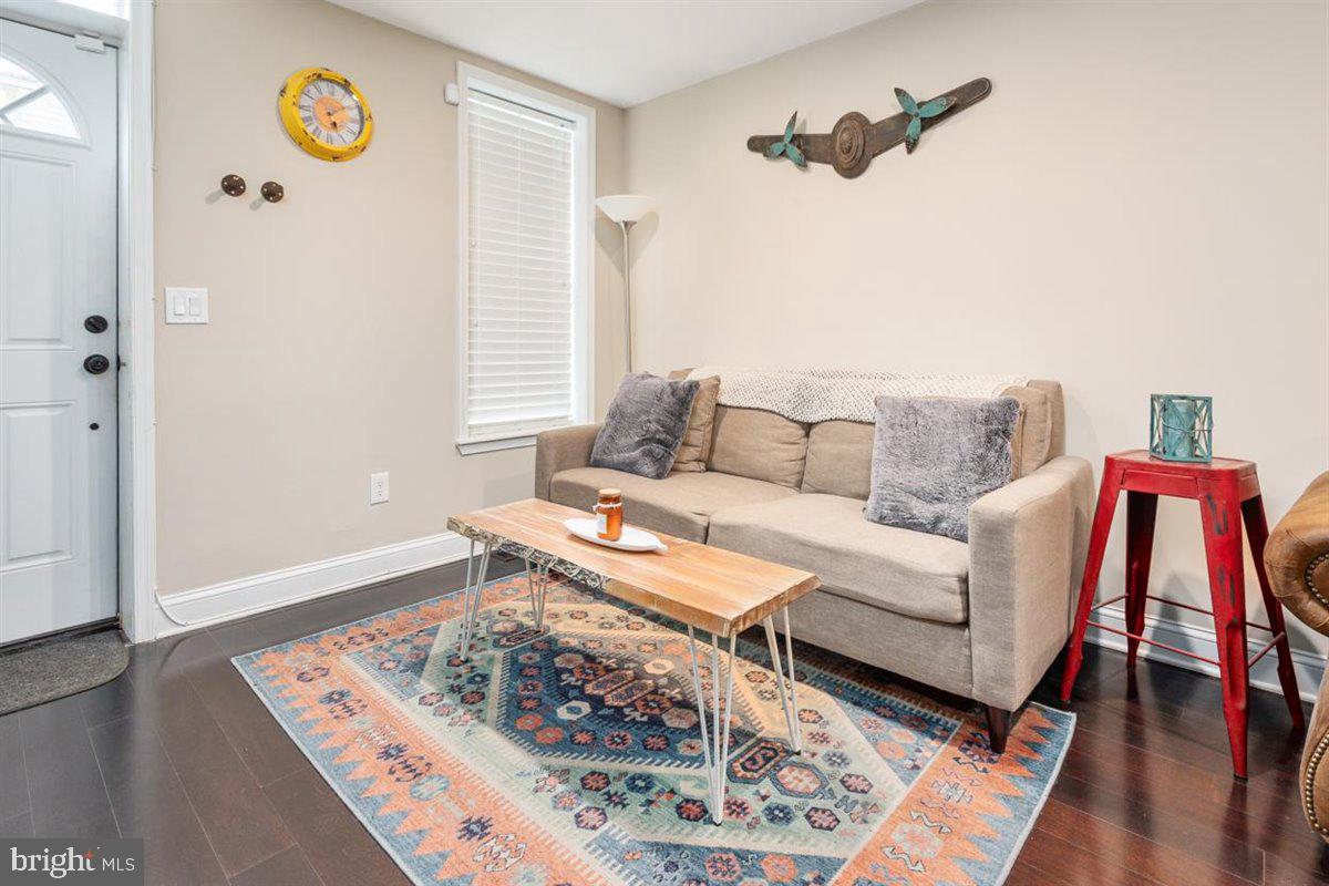 WASHINGTON VILLAGE - Residential