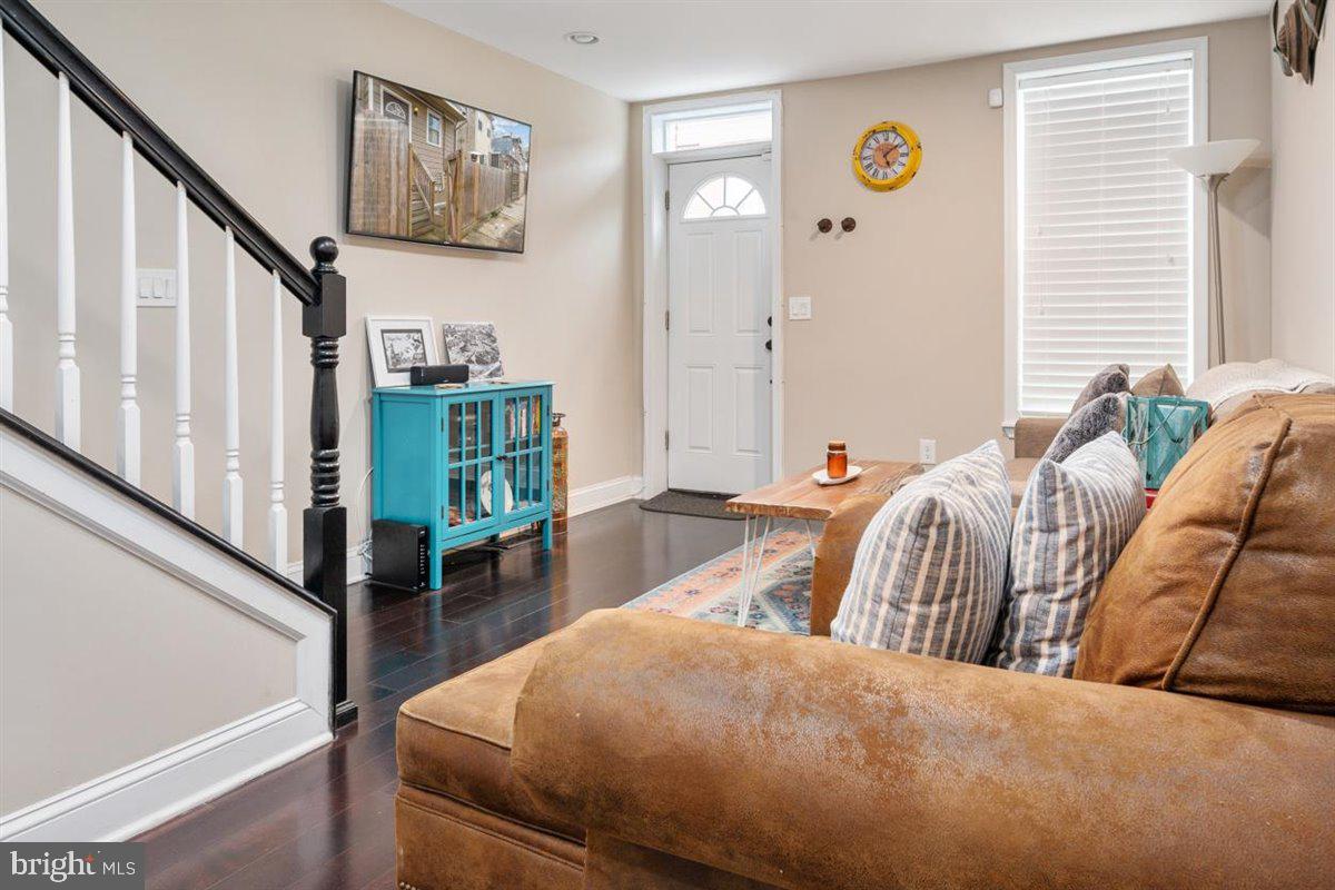 WASHINGTON VILLAGE - Residential