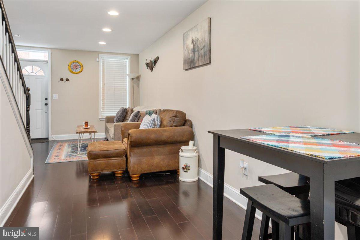 WASHINGTON VILLAGE - Residential