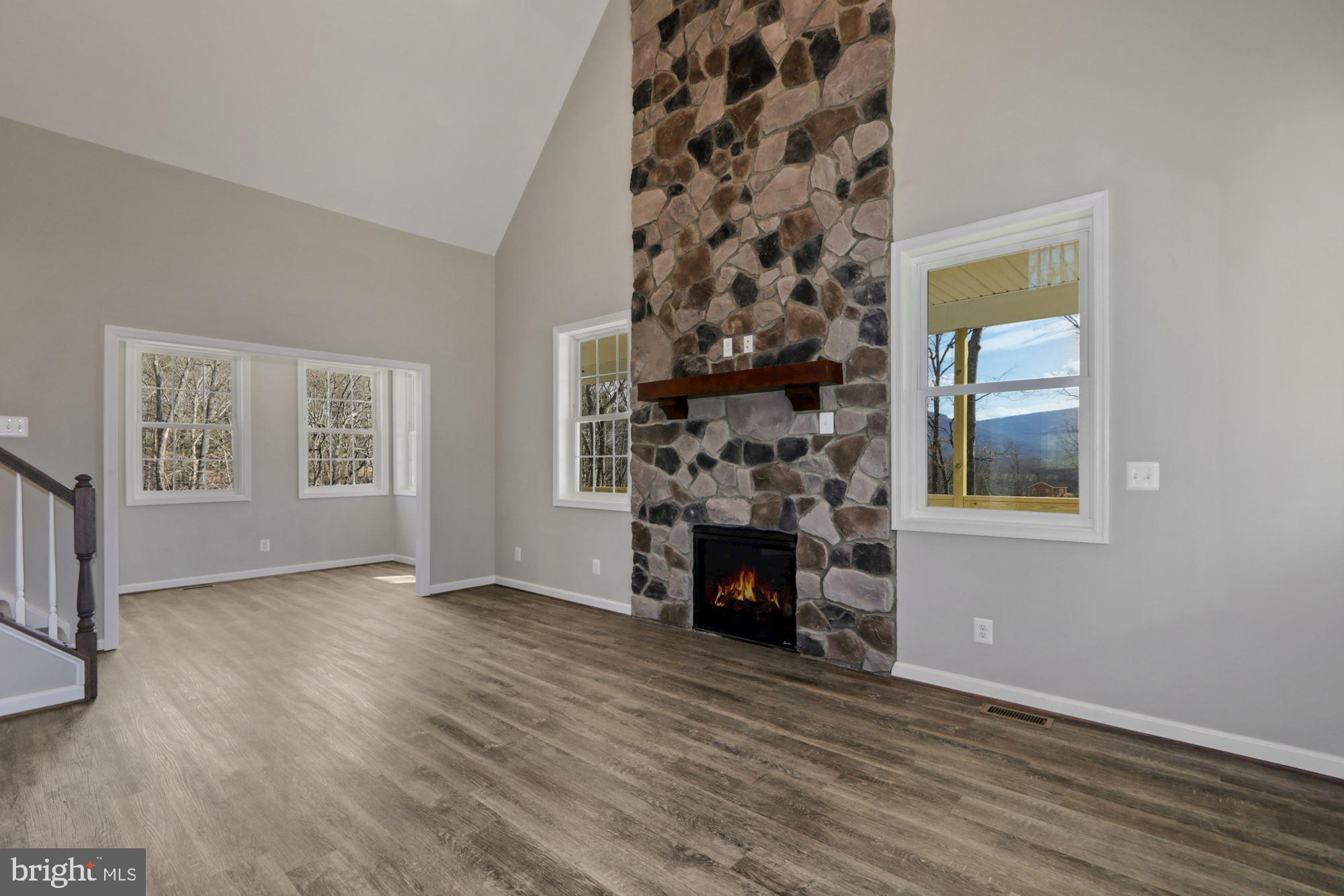 JUNEWOOD ESTATES - Residential