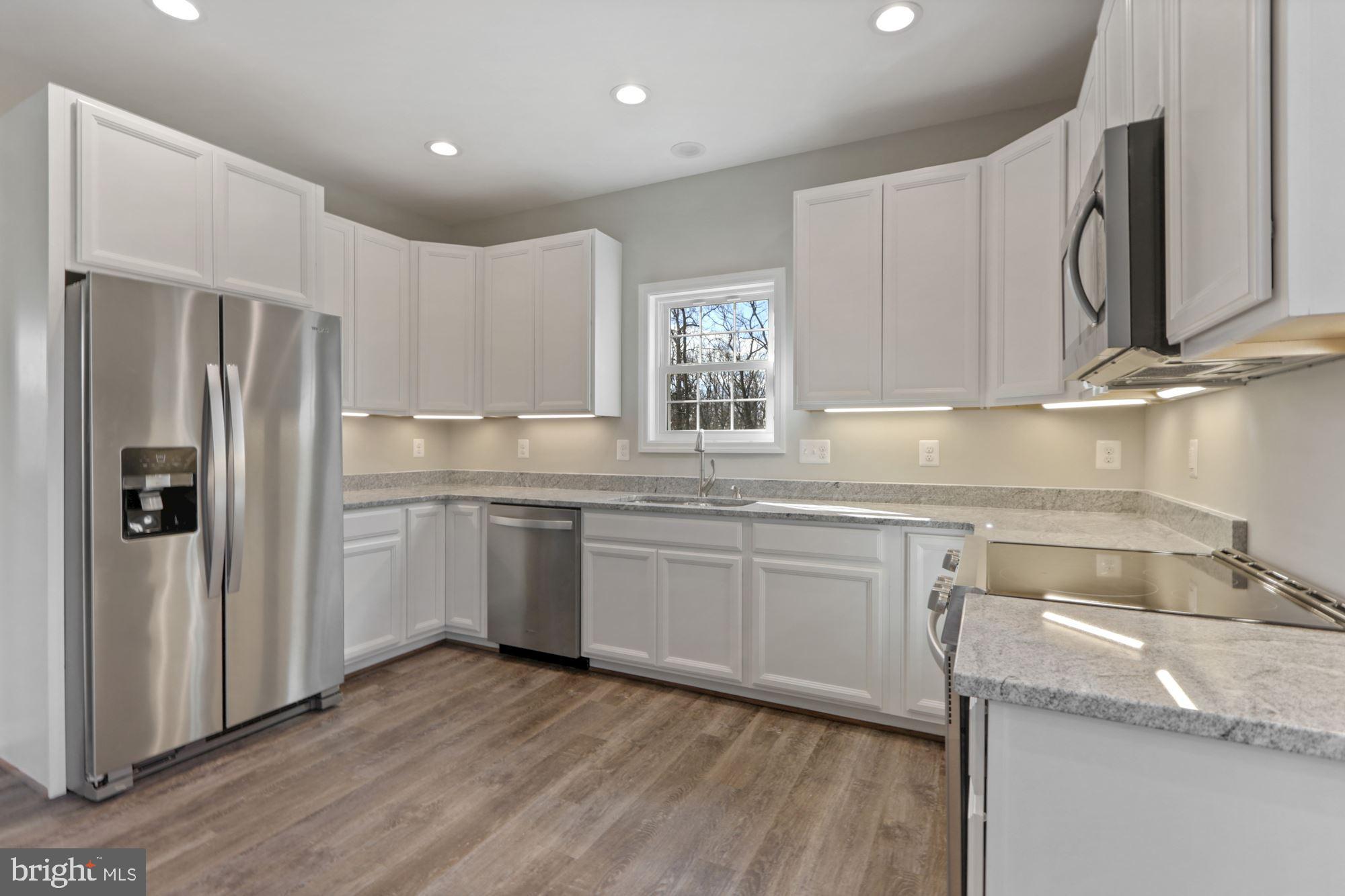 JUNEWOOD ESTATES - Residential