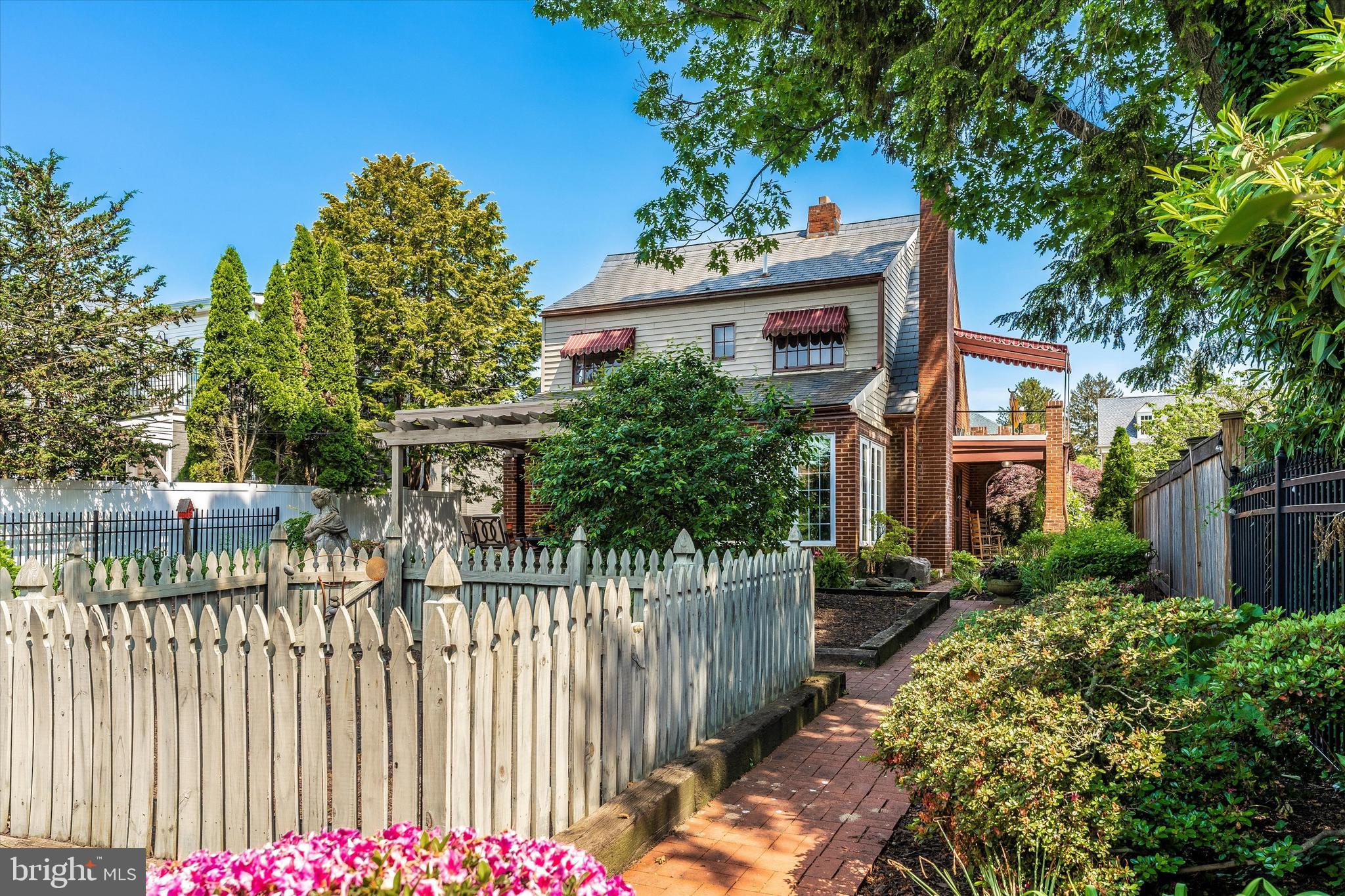 BAKER PARK - Residential