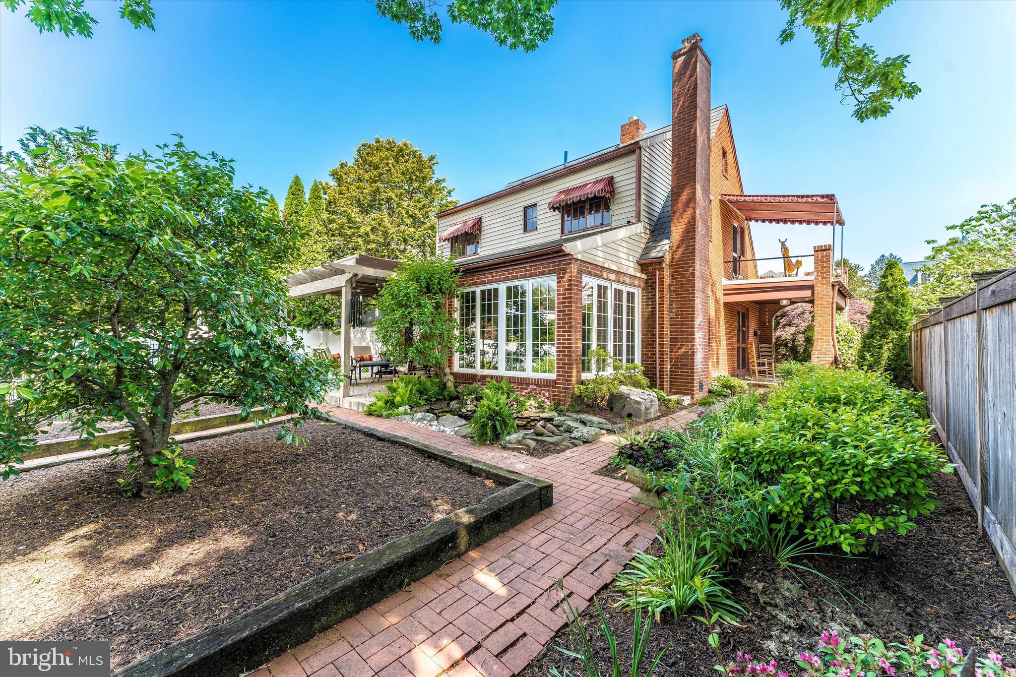 BAKER PARK - Residential