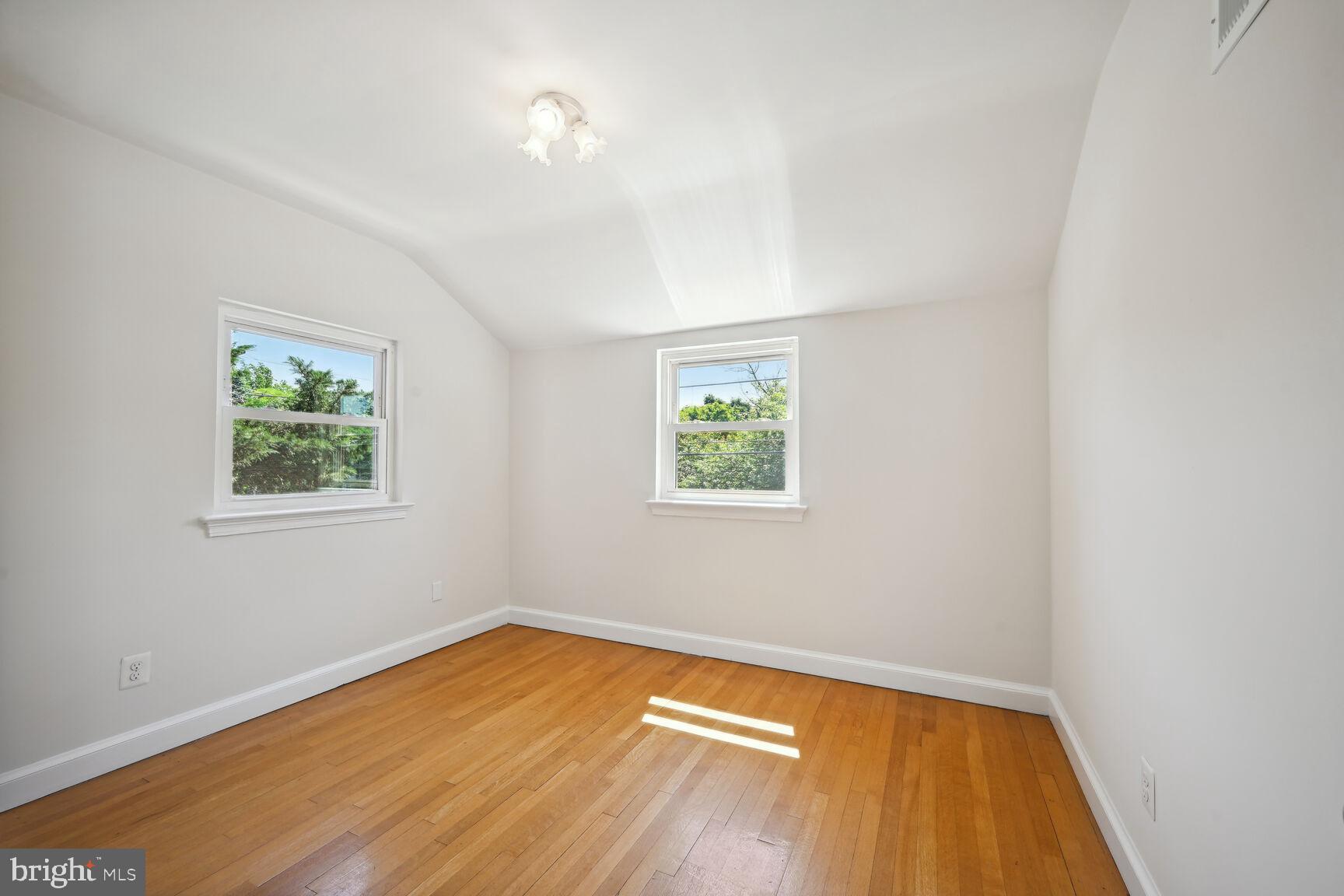 GREENACRES - Residential Lease