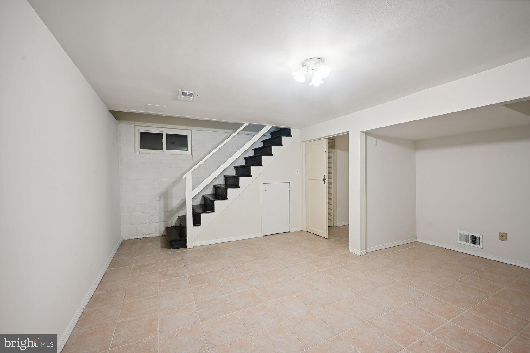 GREENACRES - Residential Lease