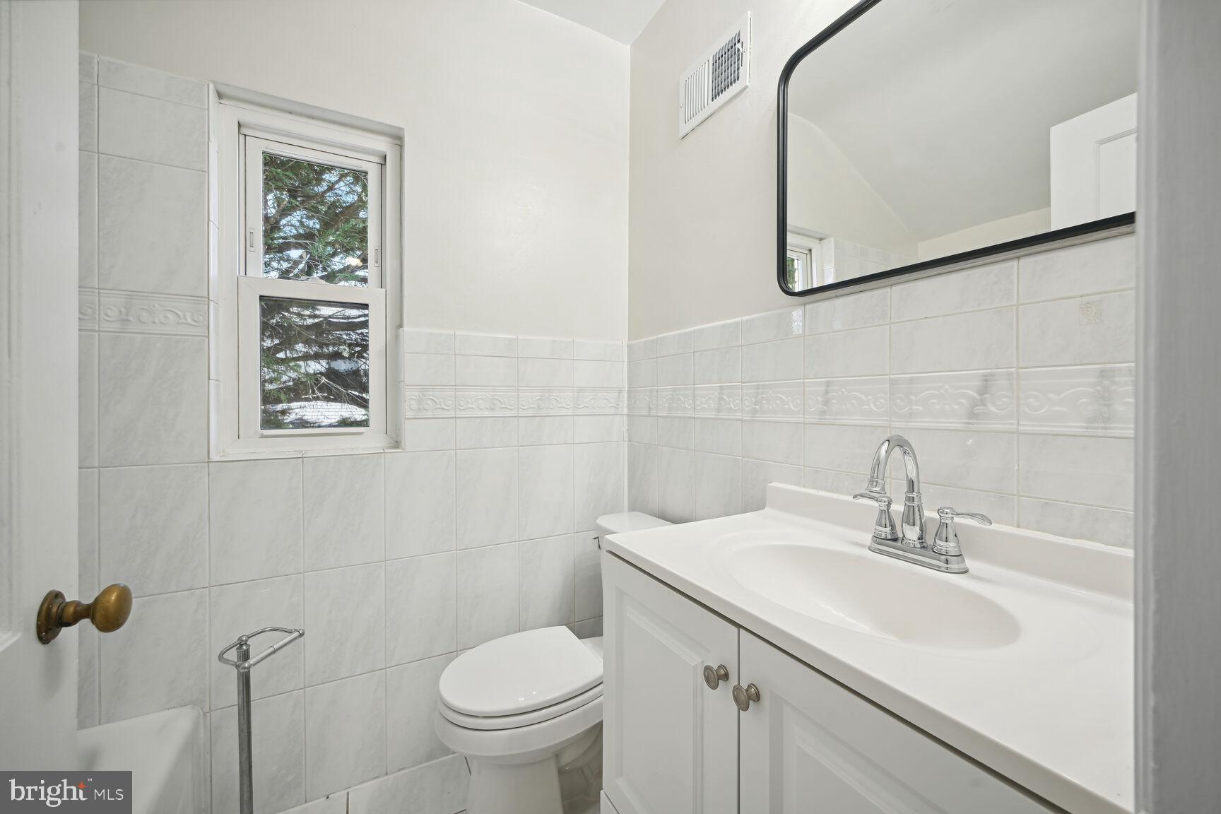 GREENACRES - Residential Lease