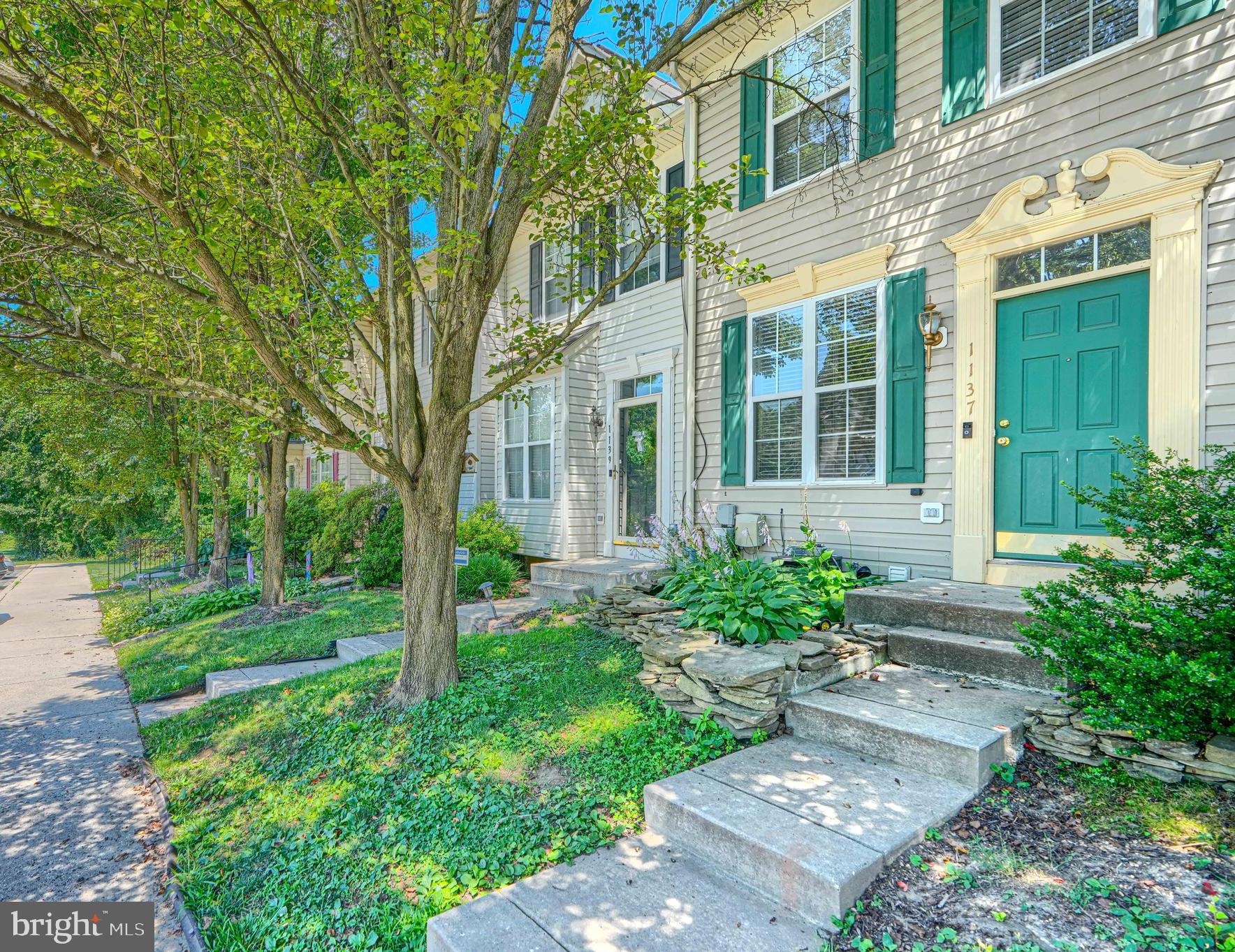 1137 SPLASHING BROOK DRIVE