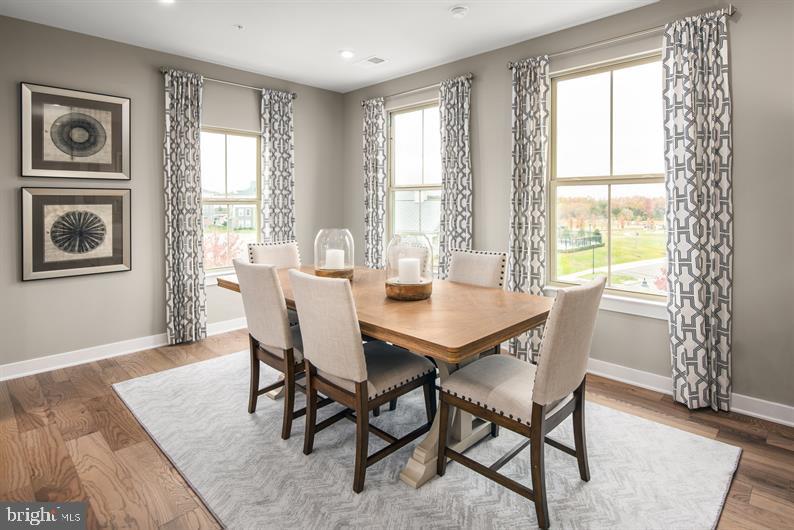 OAKDALE VILLAGE - Residential