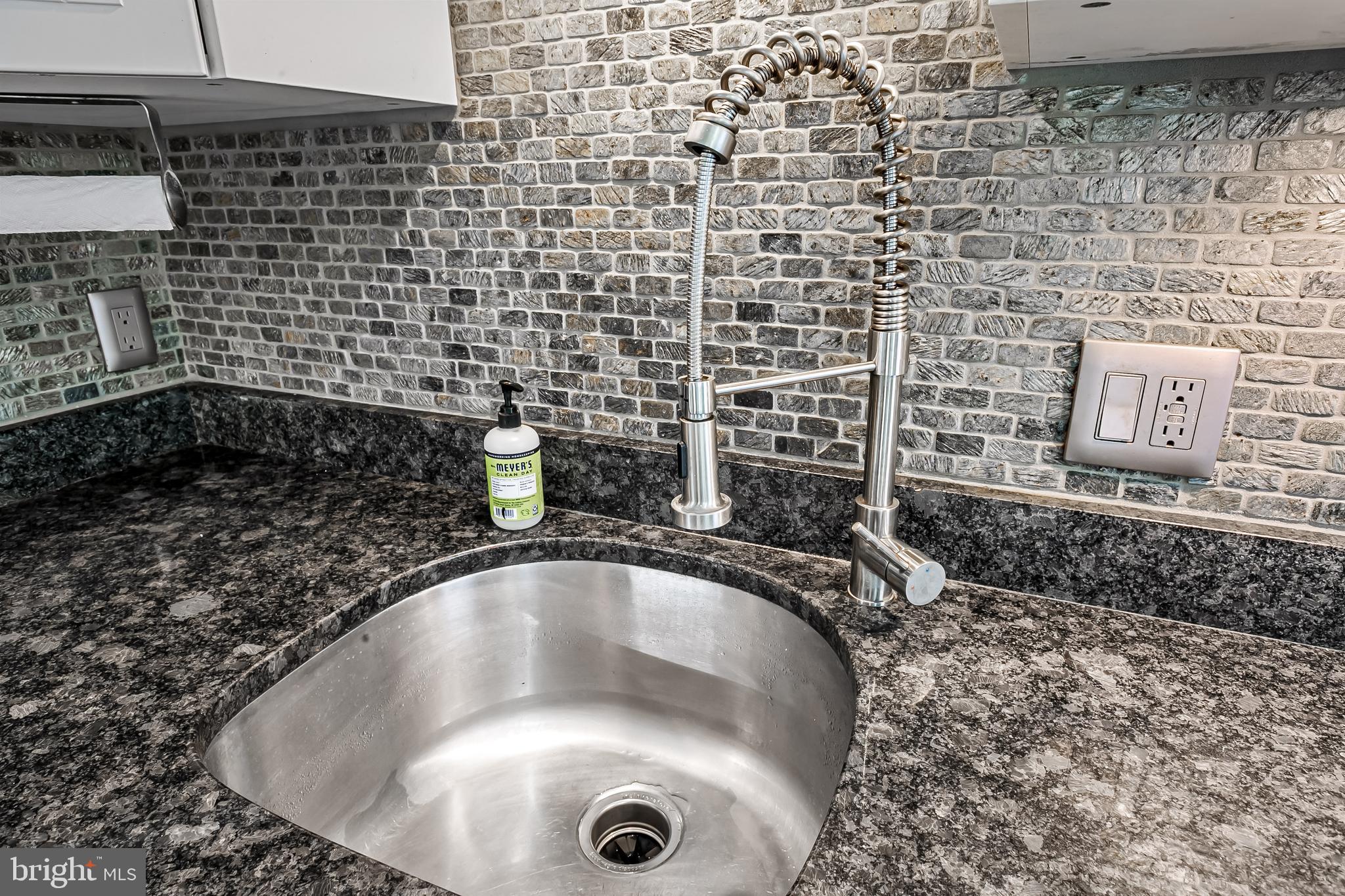 CANTON - Residential Lease