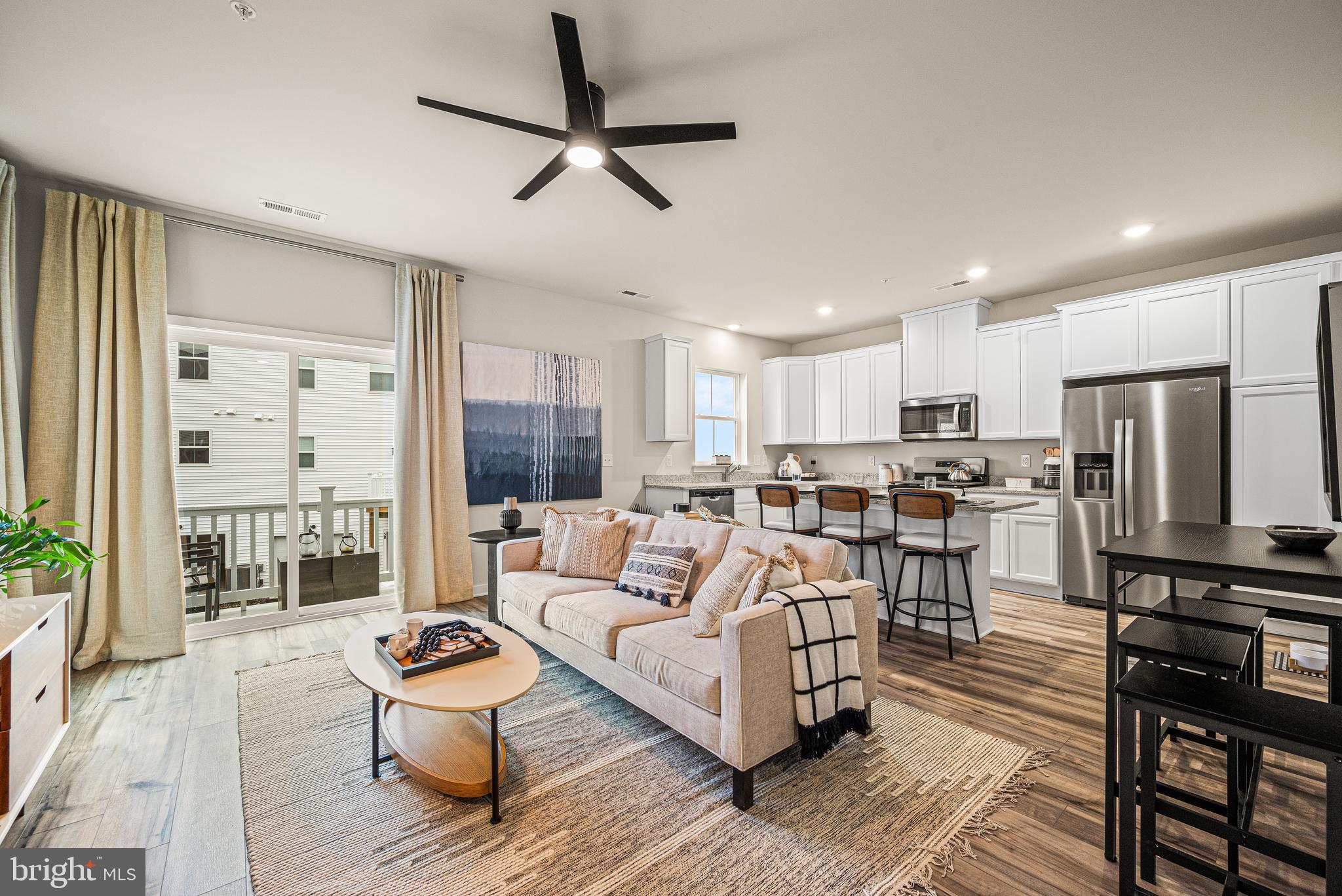 RIVER PIONTE - Residential