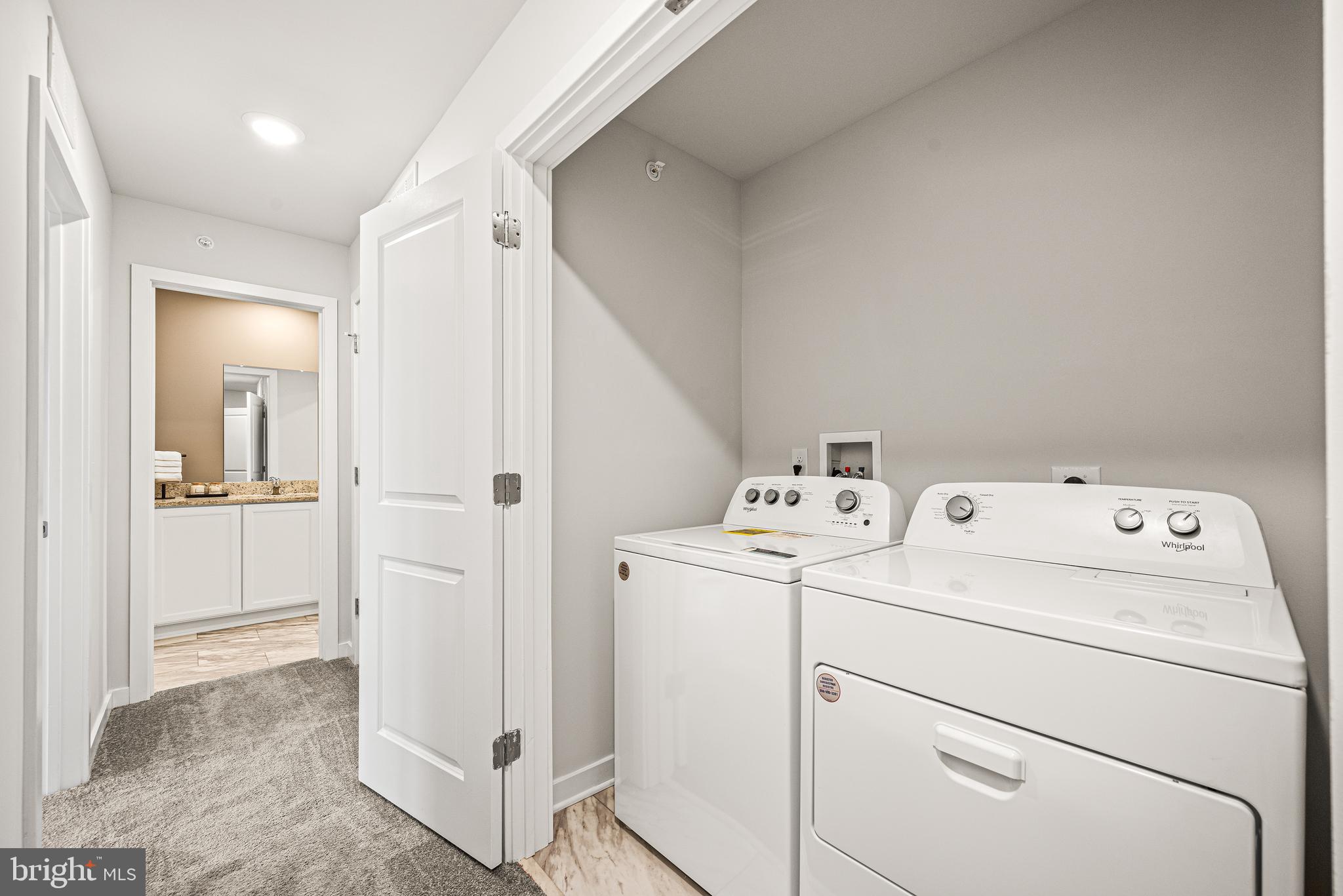 RIVER PIONTE - Residential