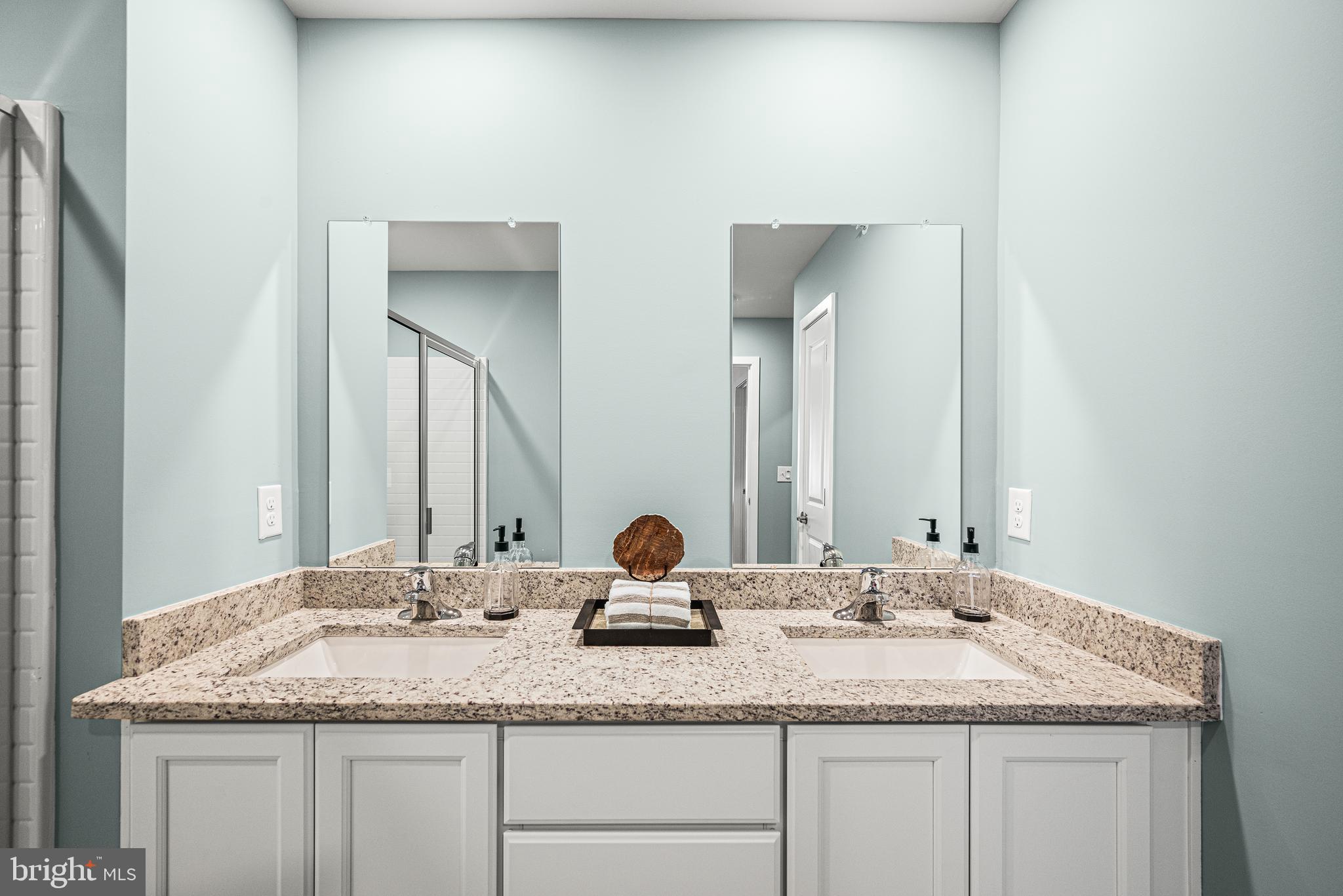 RIVER PIONTE - Residential