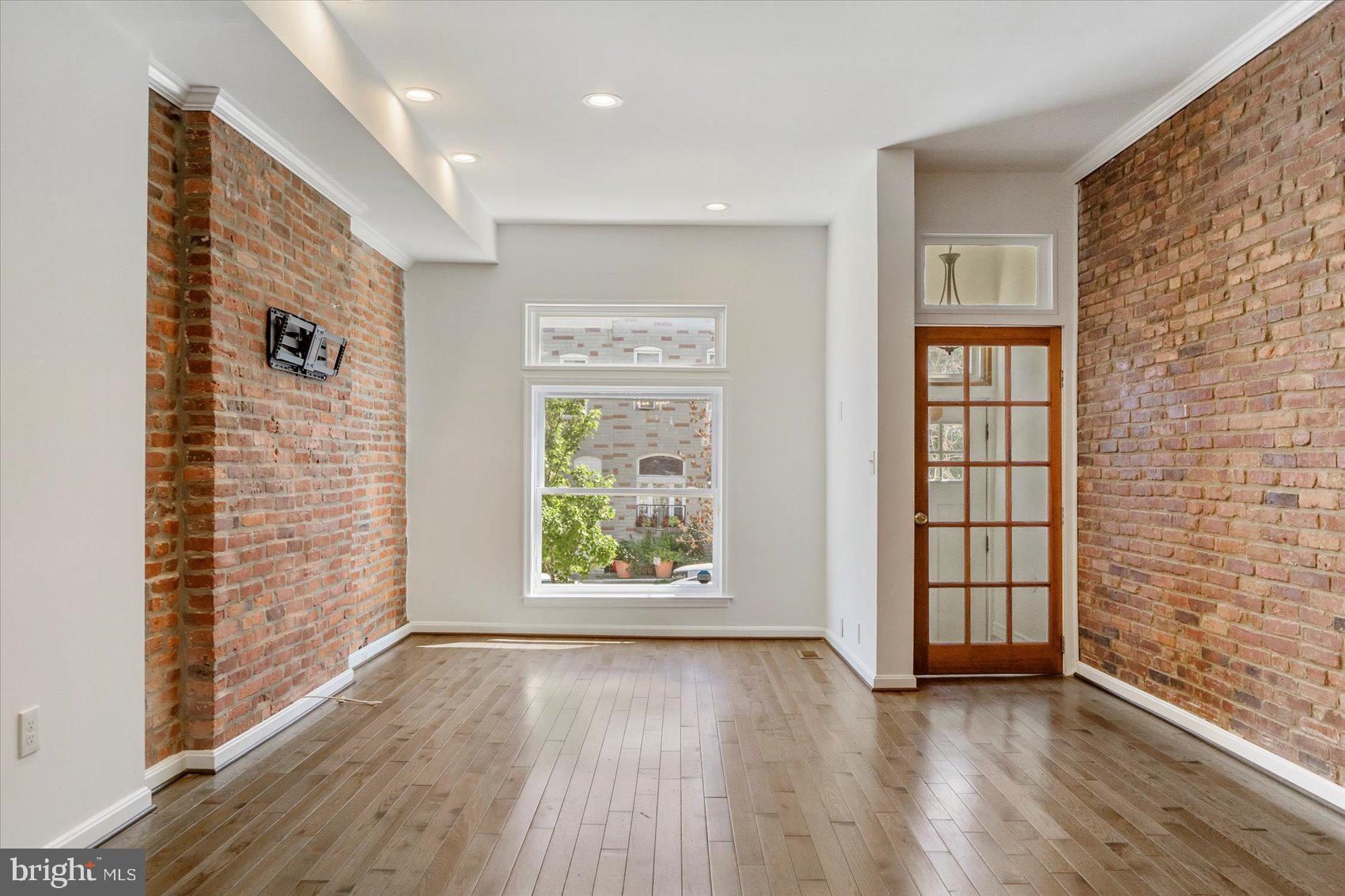 PATTERSON PARK - Residential