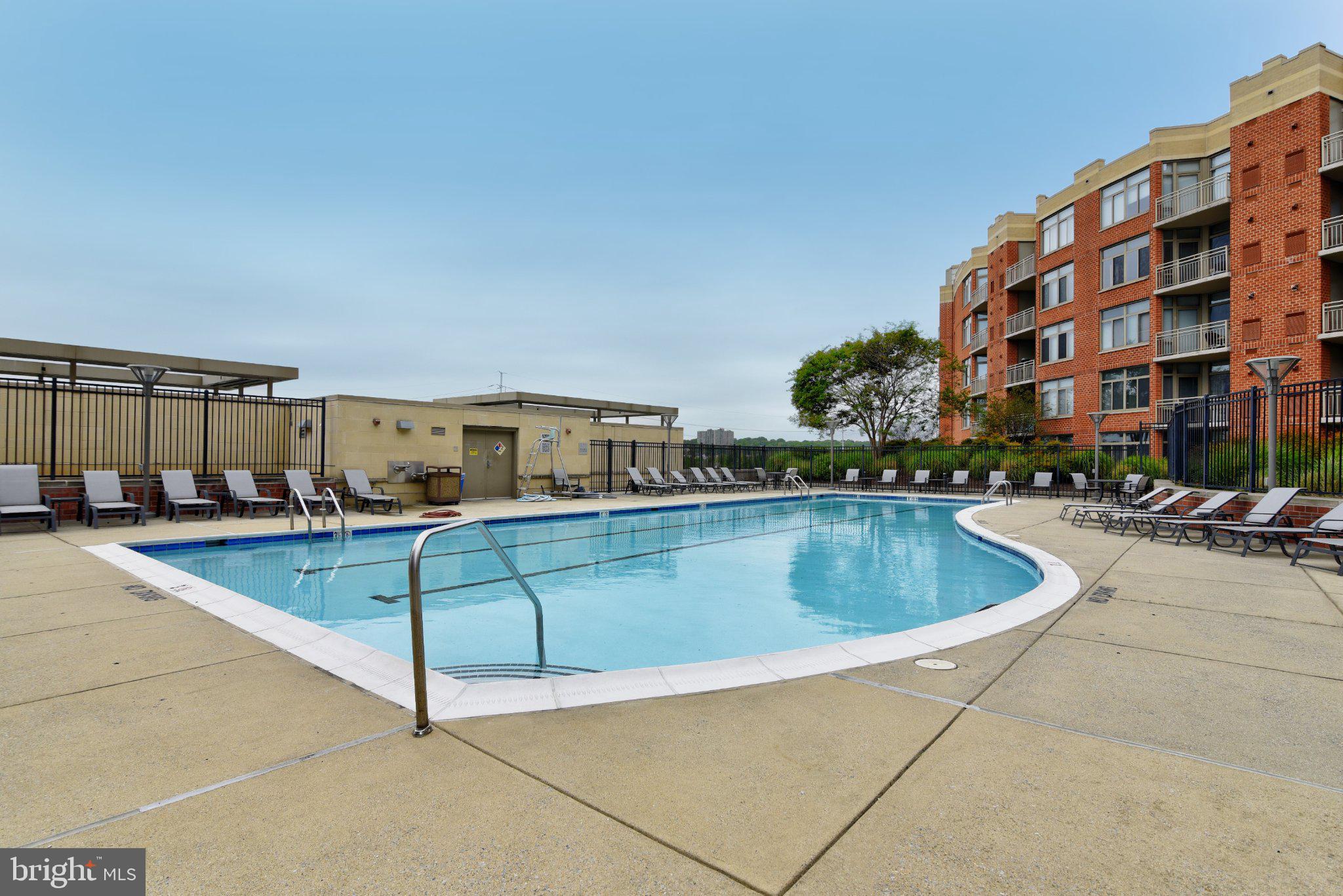 3600 S GLEBE ROAD 417W