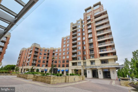 Condo For Sale - 3600 S Glebe Road #417W<br/> Arlington County, ARLINGTON, VA 22202