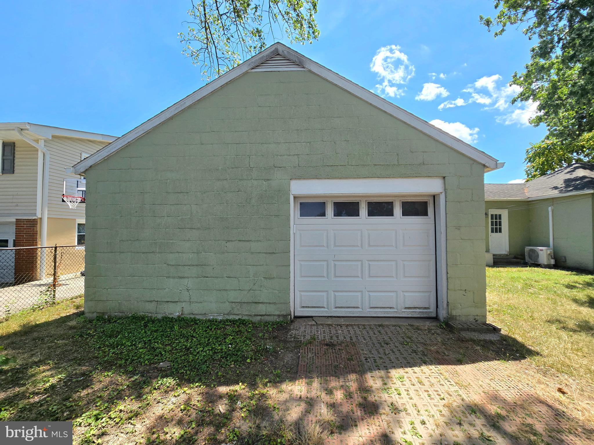 PASADENA - Residential