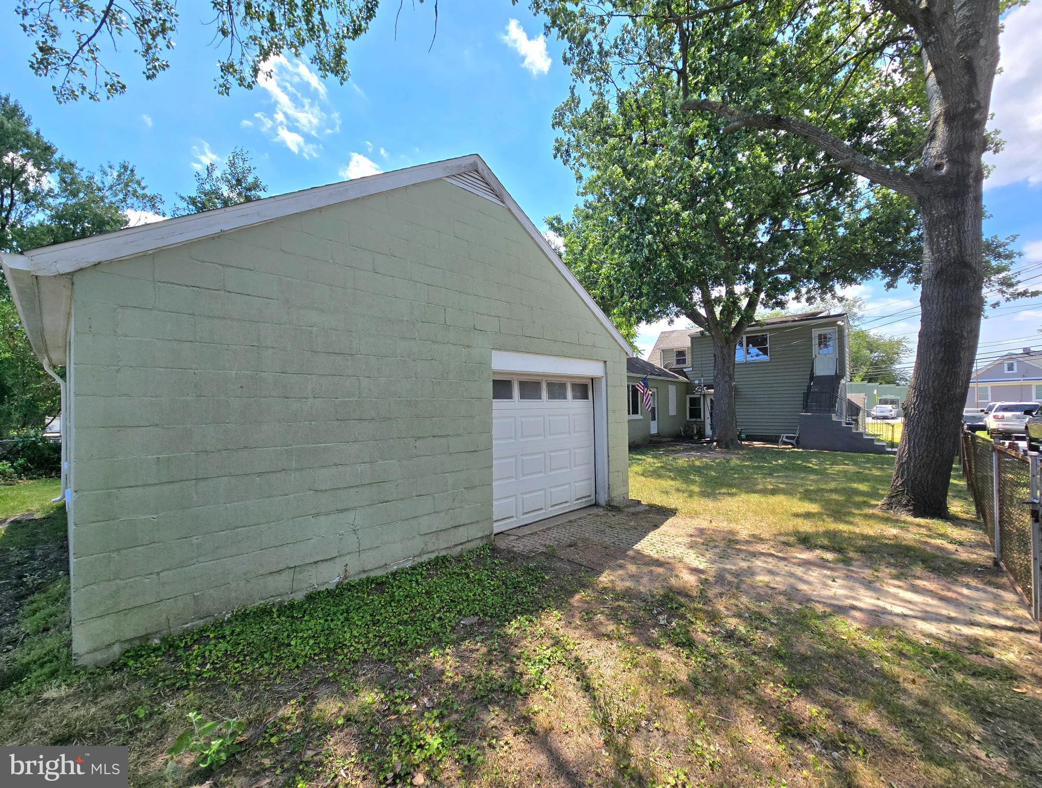 PASADENA - Residential